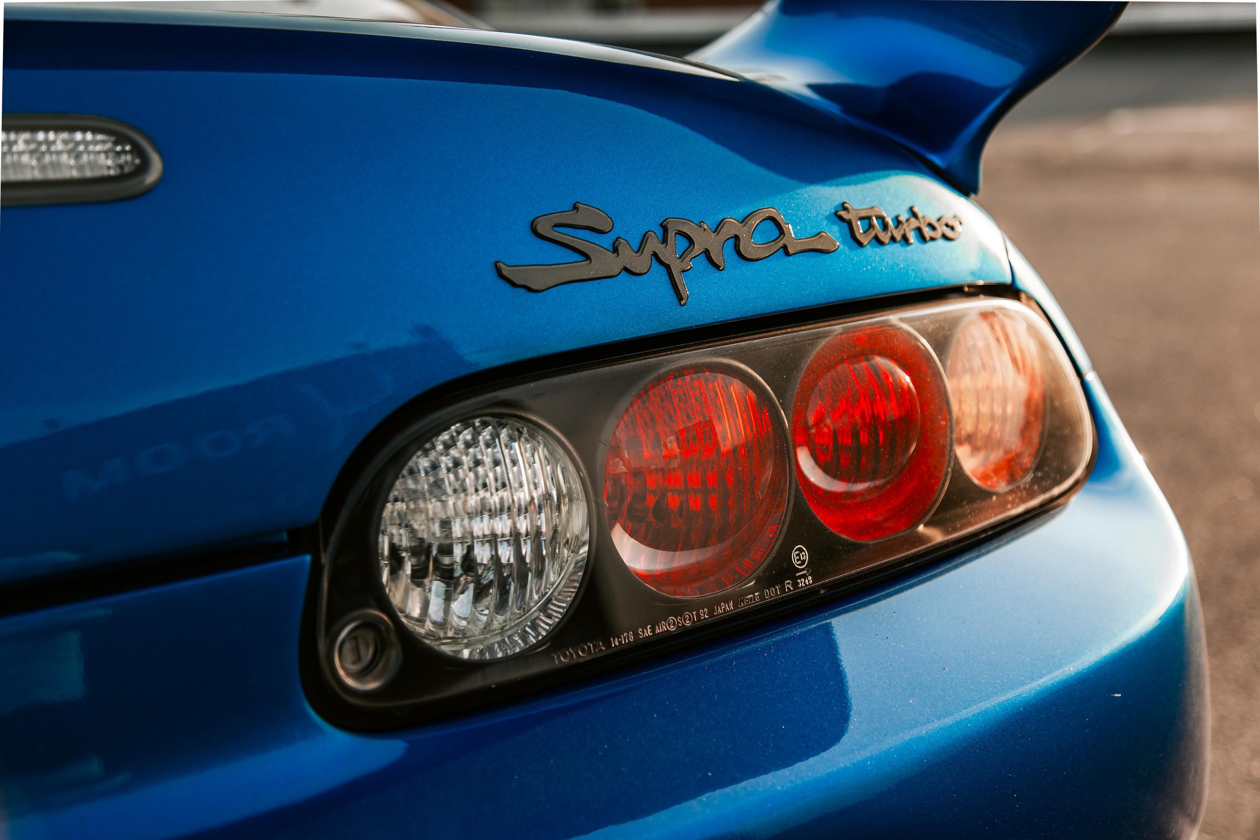 Toyota Supra A80. Photographe de voitures à Paris — Vitalii Motruk