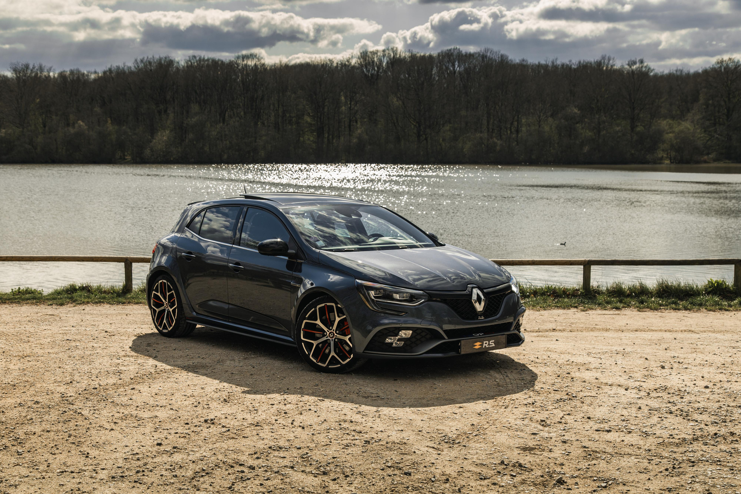 Balade avec Renault Sport. Photographer in Paris — Vitalii Motruk