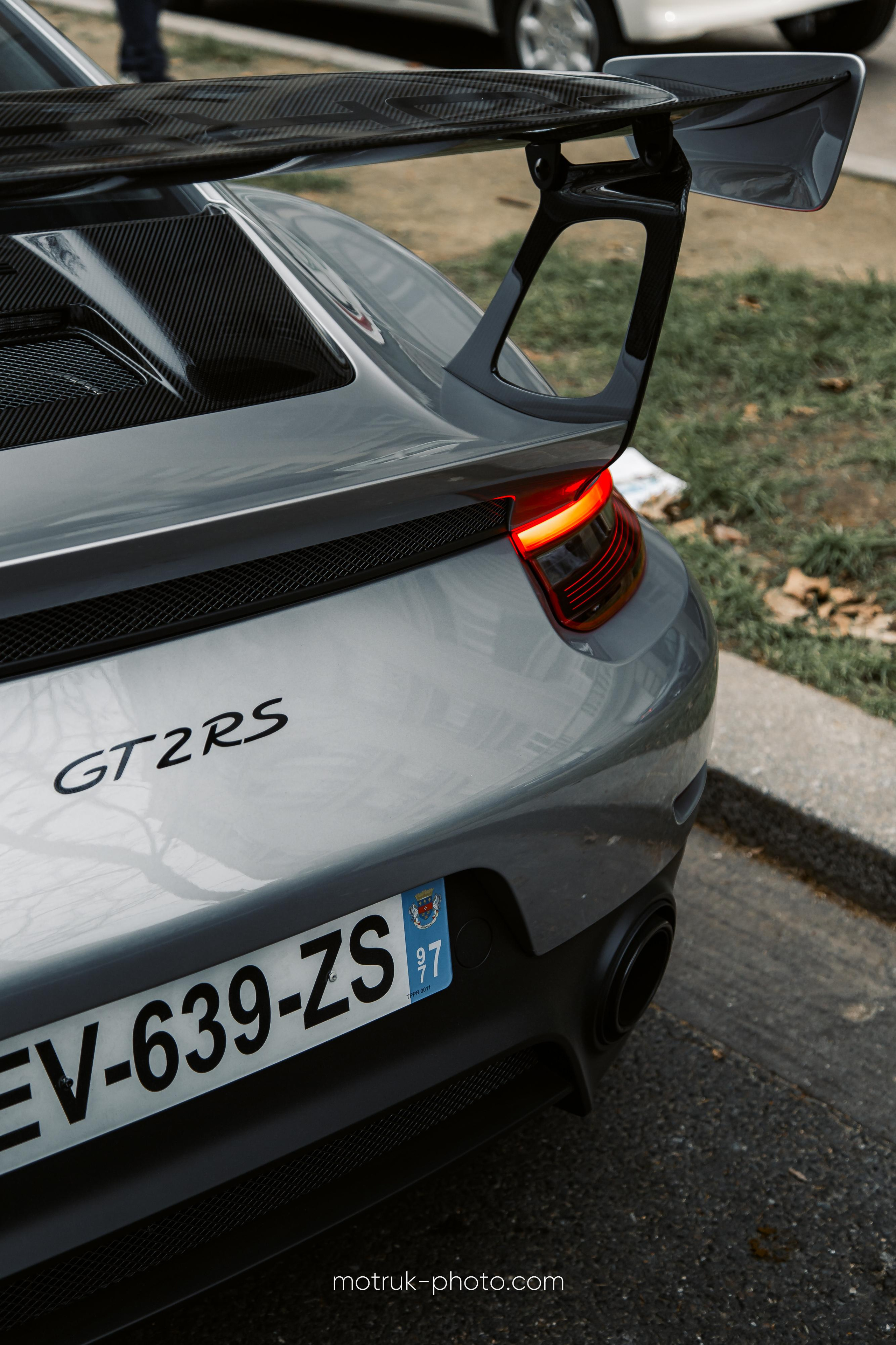 Place Vauban 23 janvier. Photographer in Paris — Vitalii Motruk