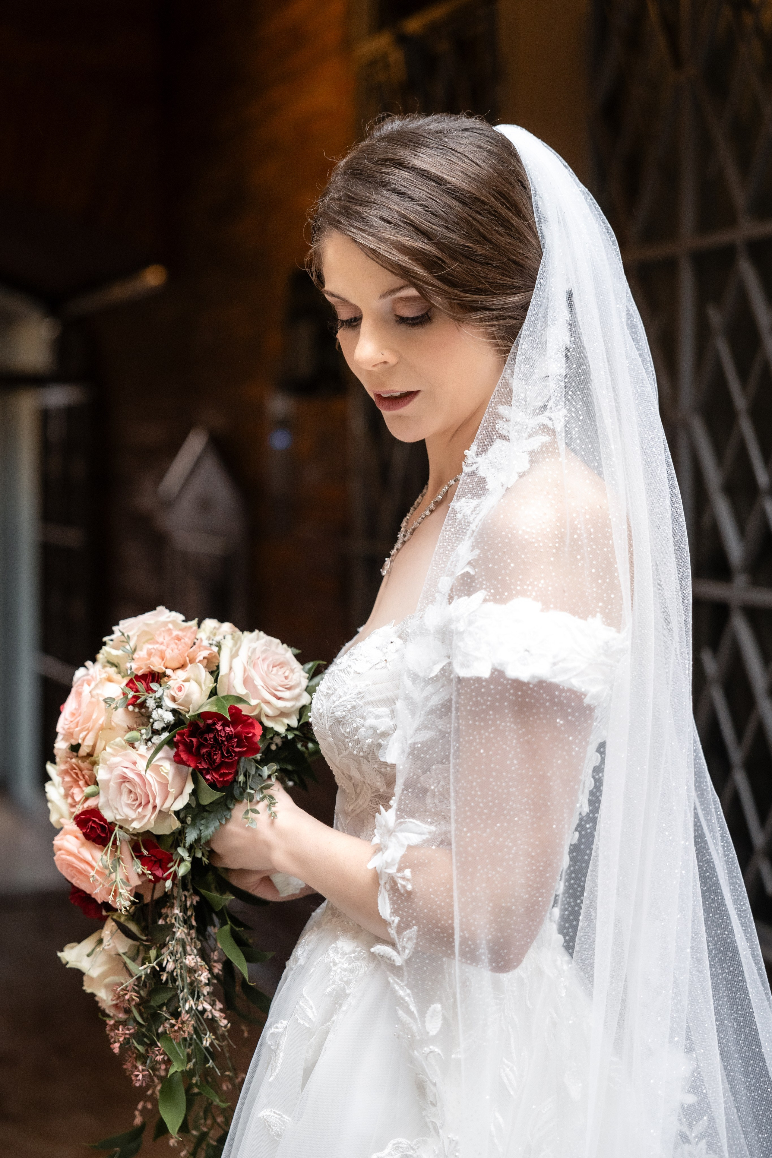 Christmas wedding to remember in Toulouse, Capitole. Gillian & Scott. Eugenie Smirnova — wedding, corporate and lifestyle photographer in Toulouse and Southwest France