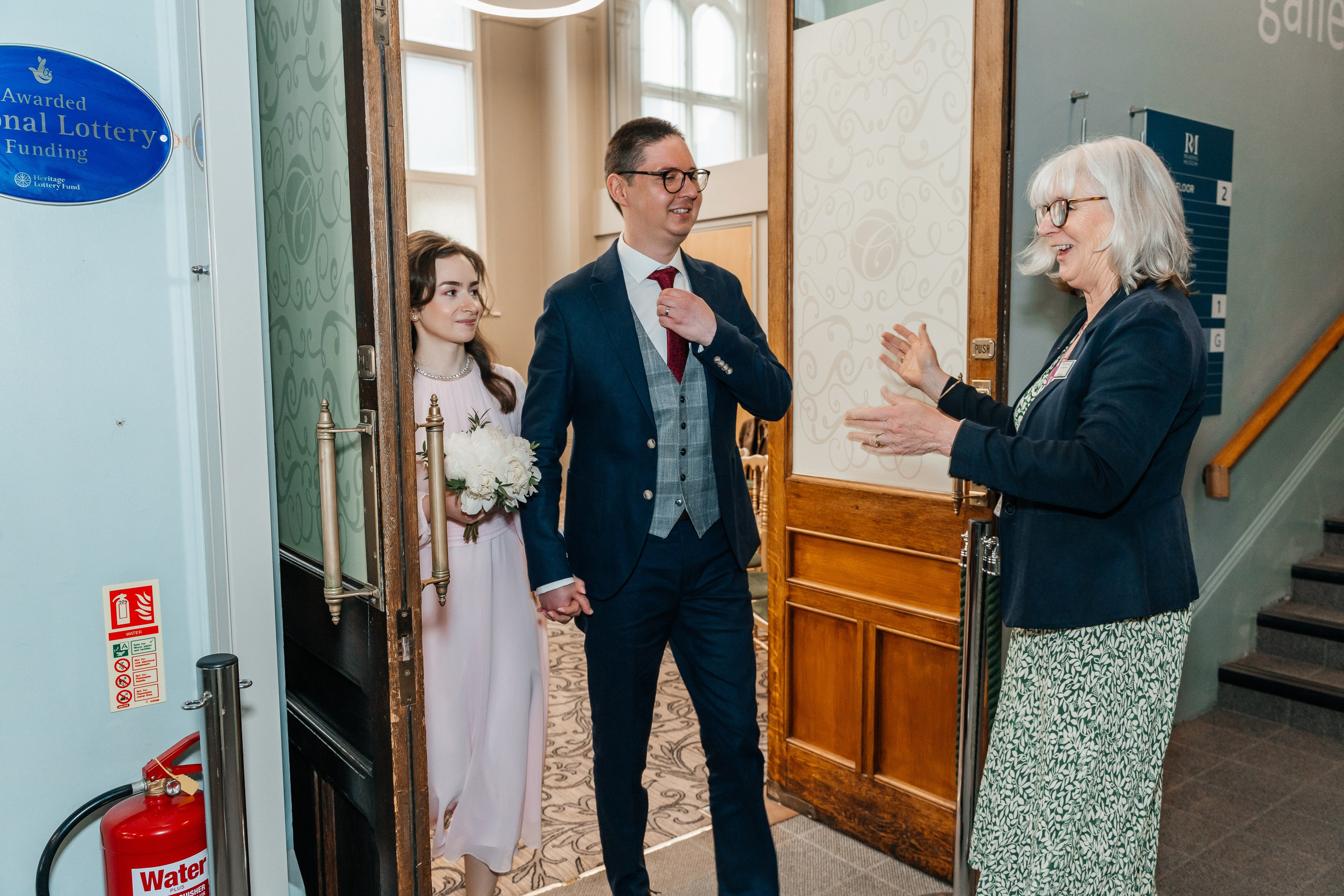 Reading Town Hall, Reading Town Hall civil ceremony, small wedding at Reading Town Hall, wedding at Reading, wedding at Reading, civil ceremony at Reading, small civil ceremony Reading Town Hall