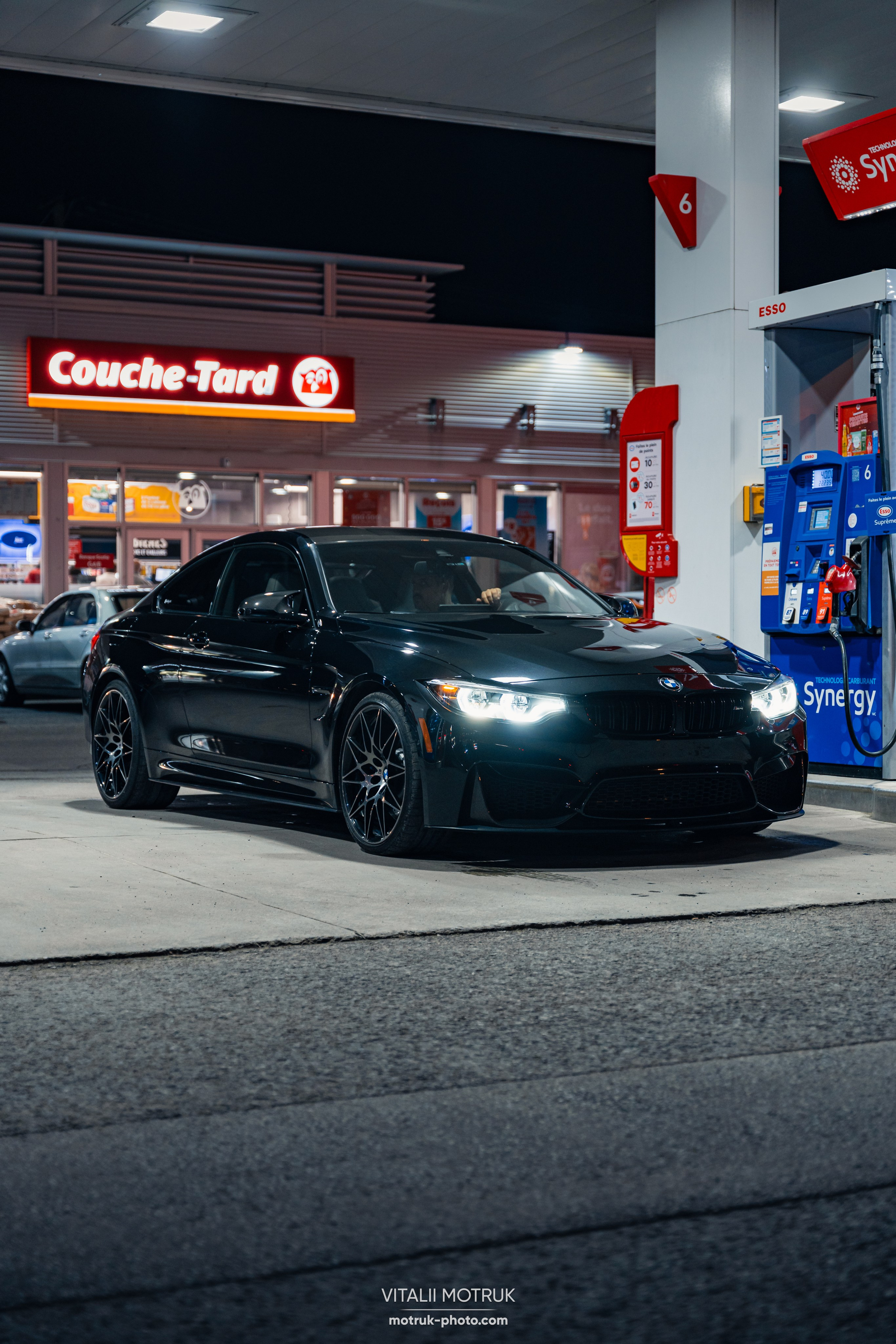 Car meet: 514 bimmers. Photographe de voitures à Paris — Vitalii Motruk