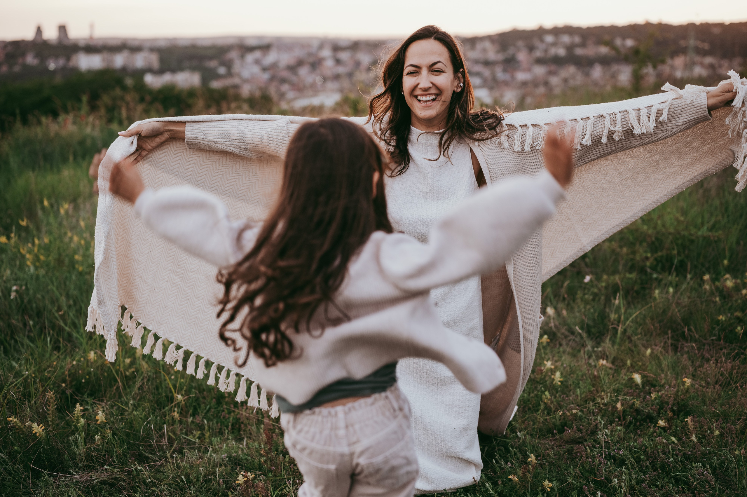 Bojana i Srna / mammy and me photosession. Deciji i porodicni fotograf u Beogradu Oksana Skendzic