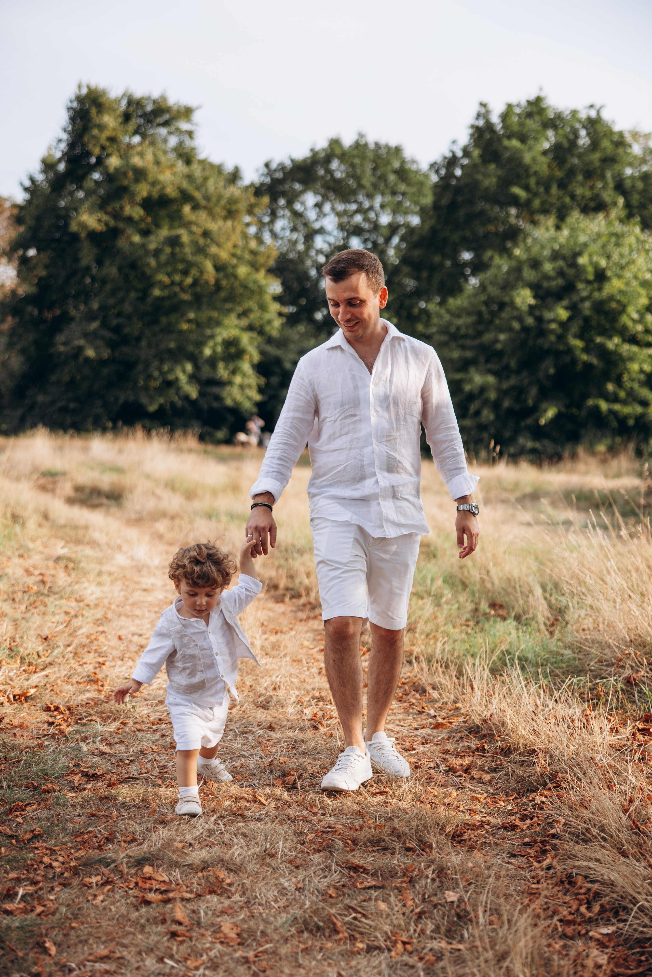 Valerik with parents (Hyde park). Anastasia Klink, Photographer in London