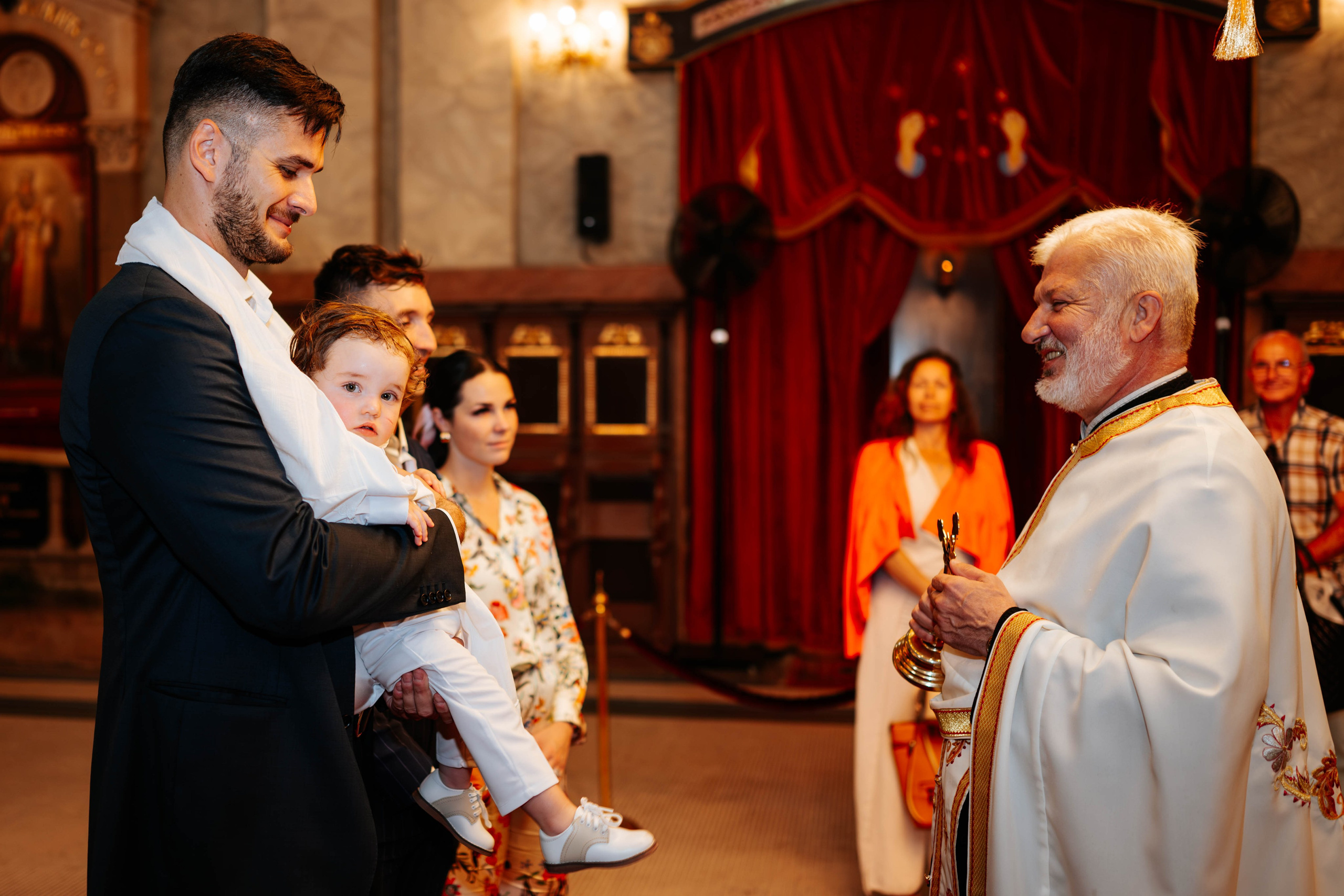 FOTOGRAFISANJE KRŠTENJA. Dečiji i porodični fotograf