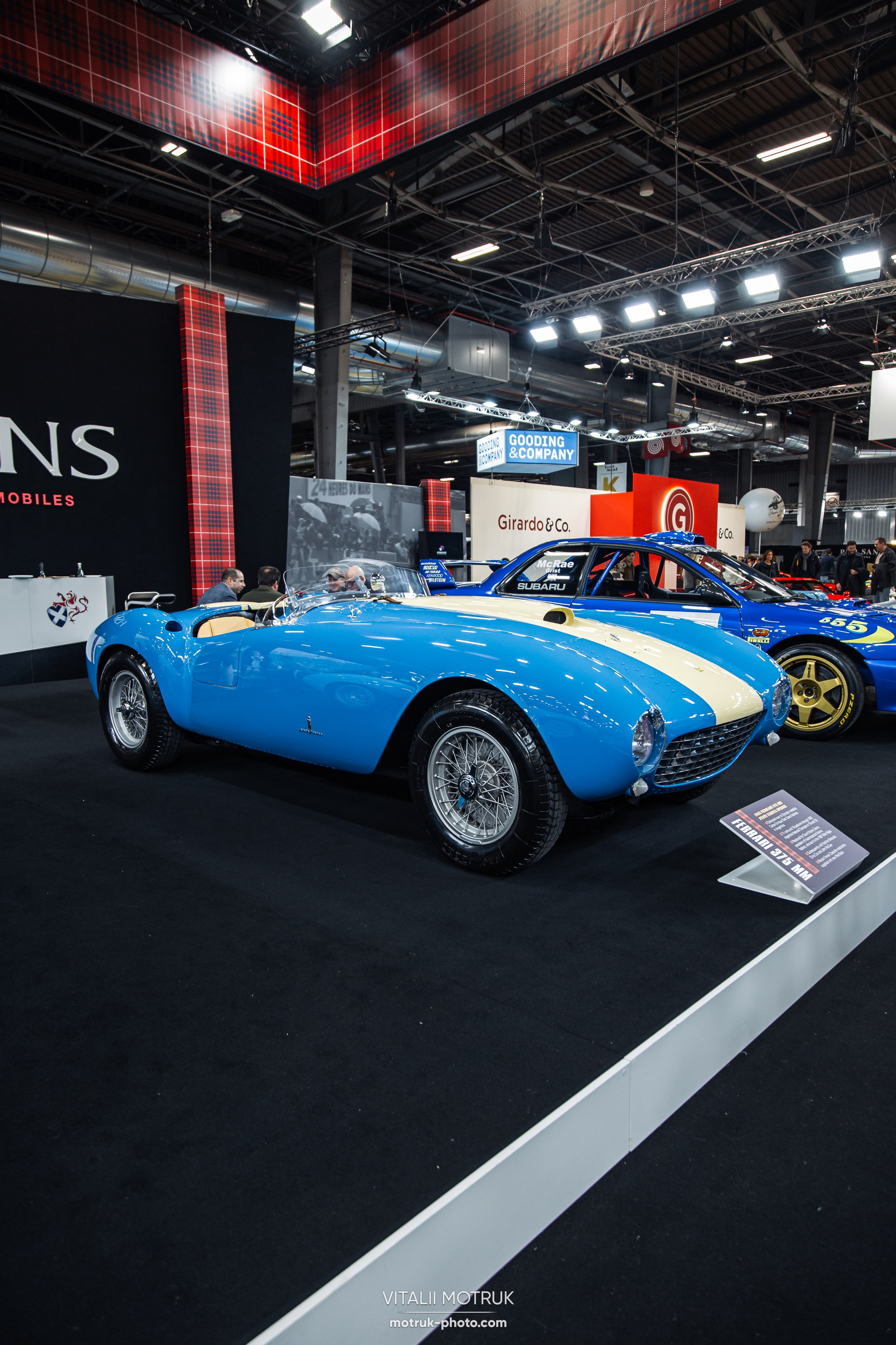 Retromobile 2023. Photographer in Paris — Vitalii Motruk