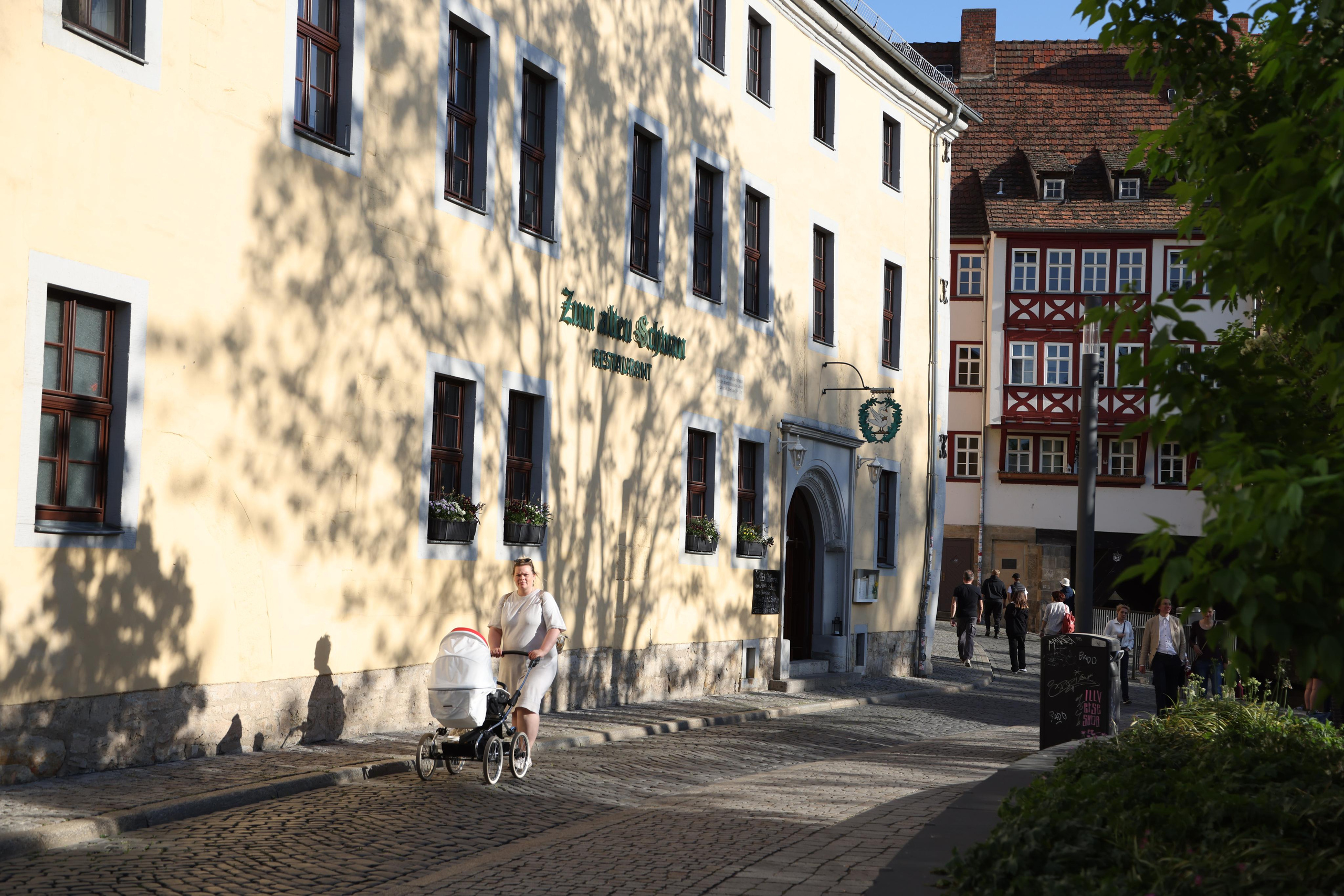 ERFURT. Natalia Bogdanovska. Films et photographie corporate en France