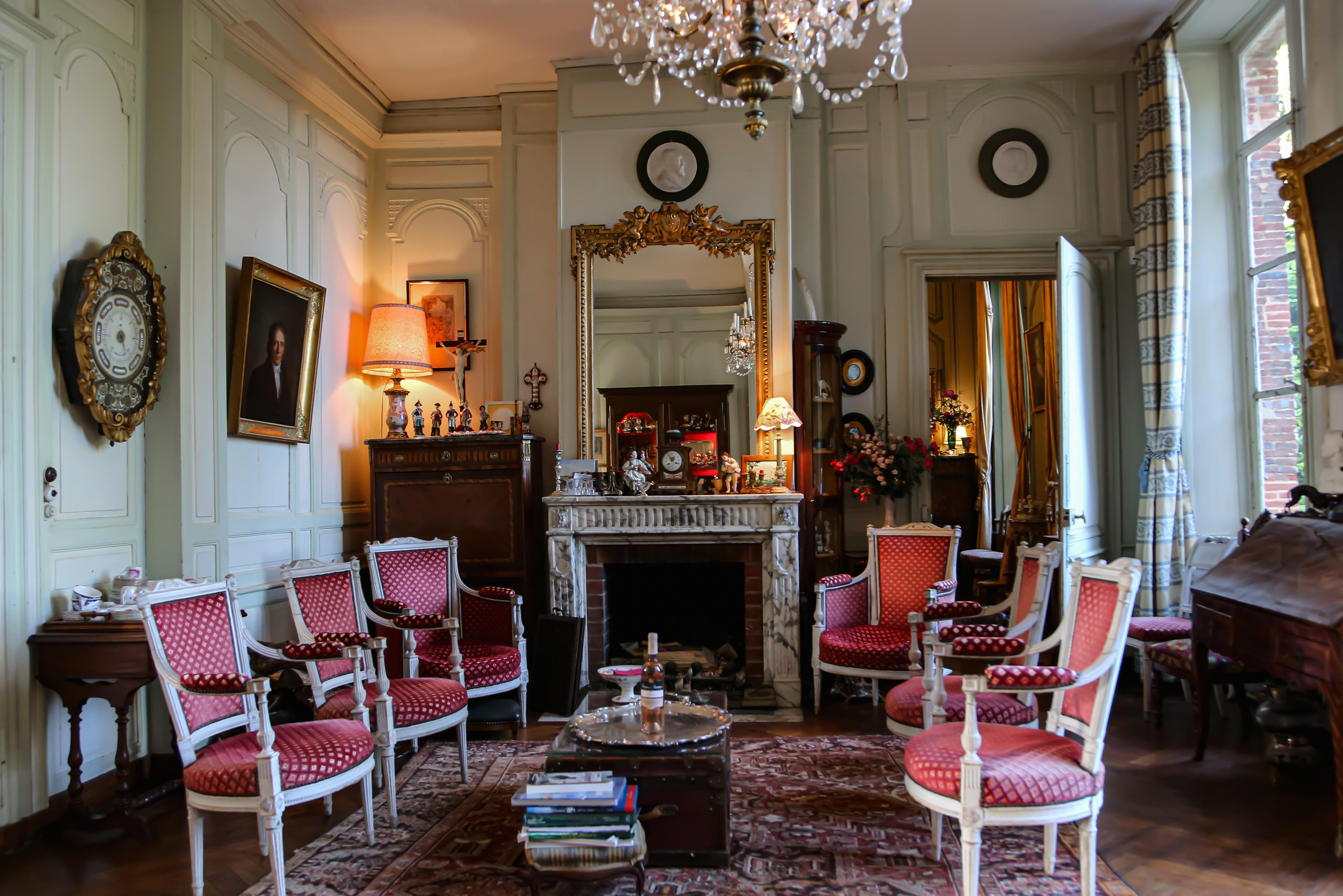 INTERIEUR. Natalia Bogdanovska. Films et photographie corporate en France