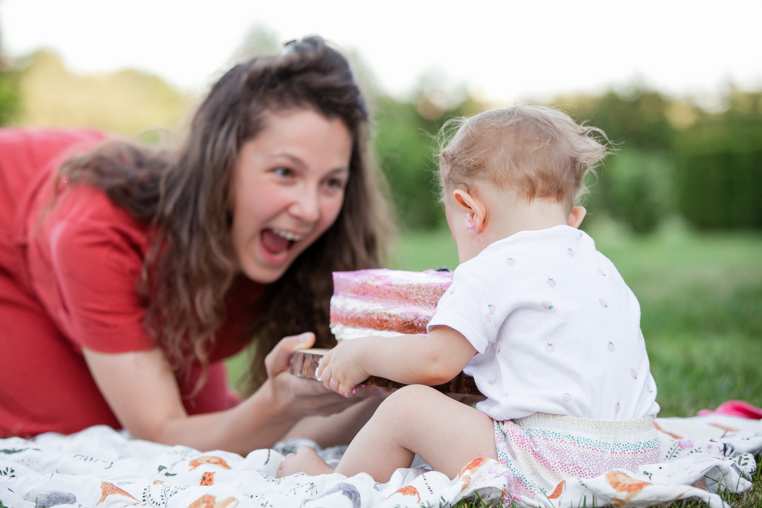 Newborn and Kids. Iurkovski PHOTOGRAPHY in Europe. Luxury destination weddings and events