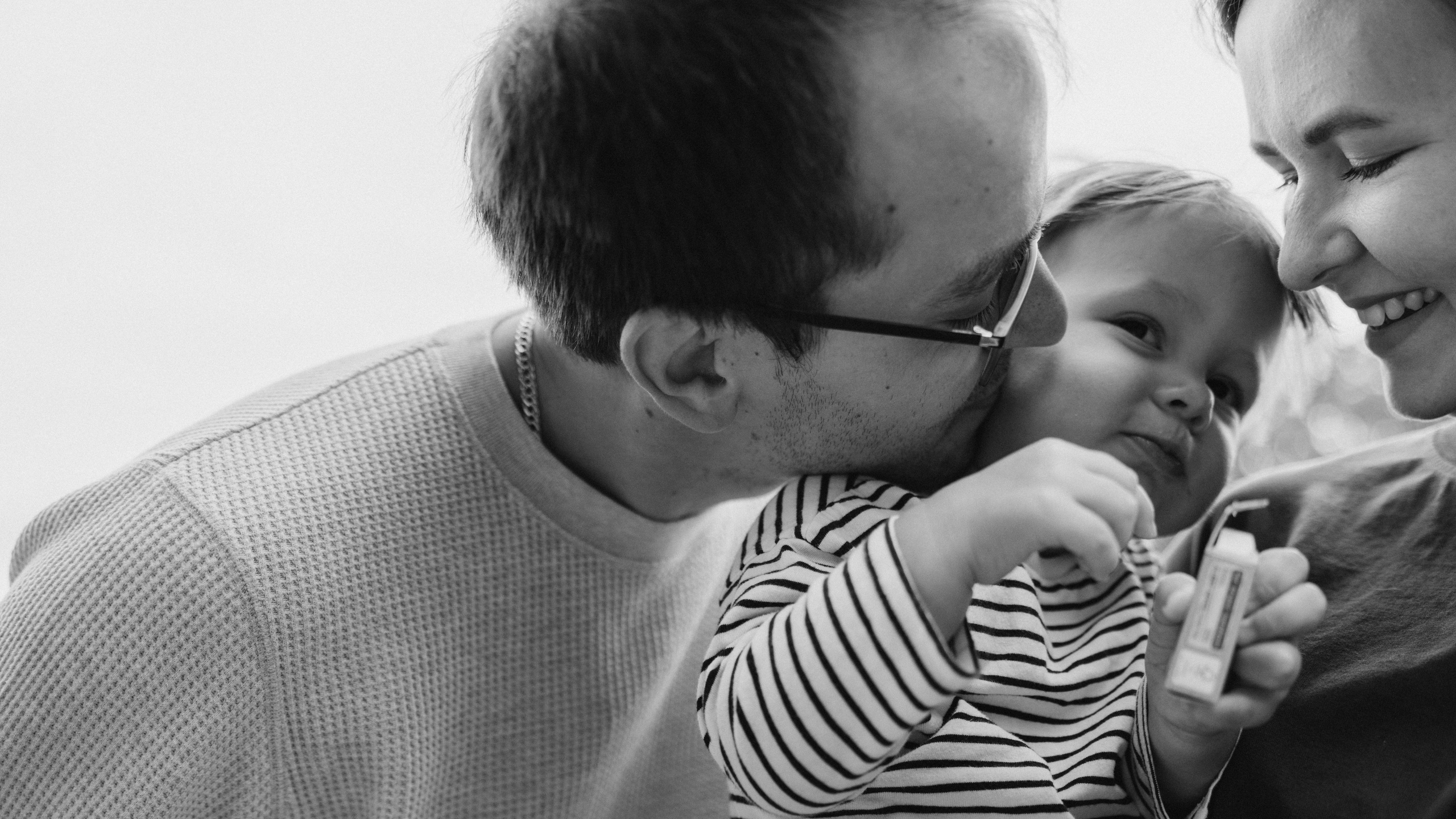 Milena with parents (Greenwich Park). Anastasia Klink, Photographer in London