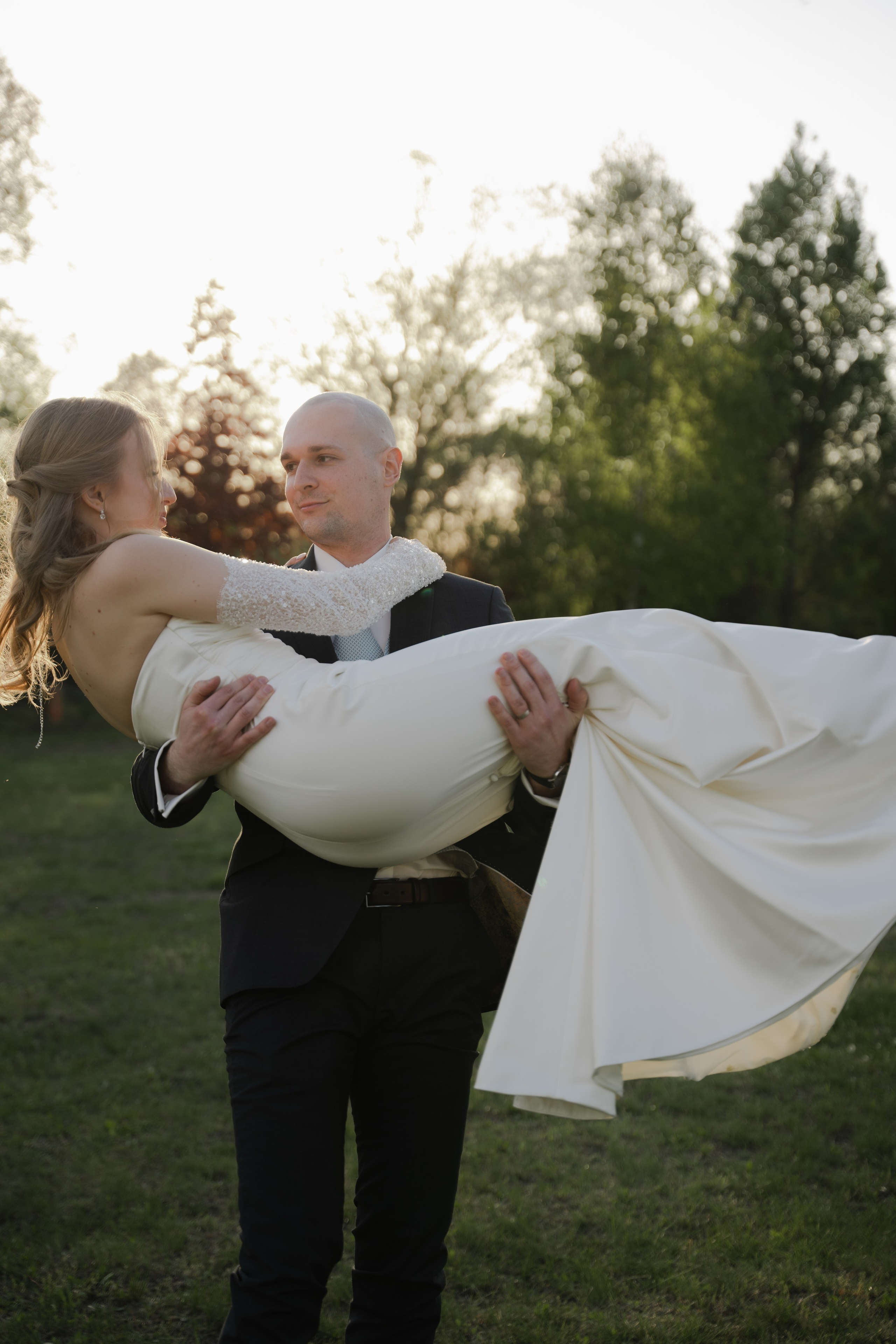 Eszti + Márk. Kezdőlap