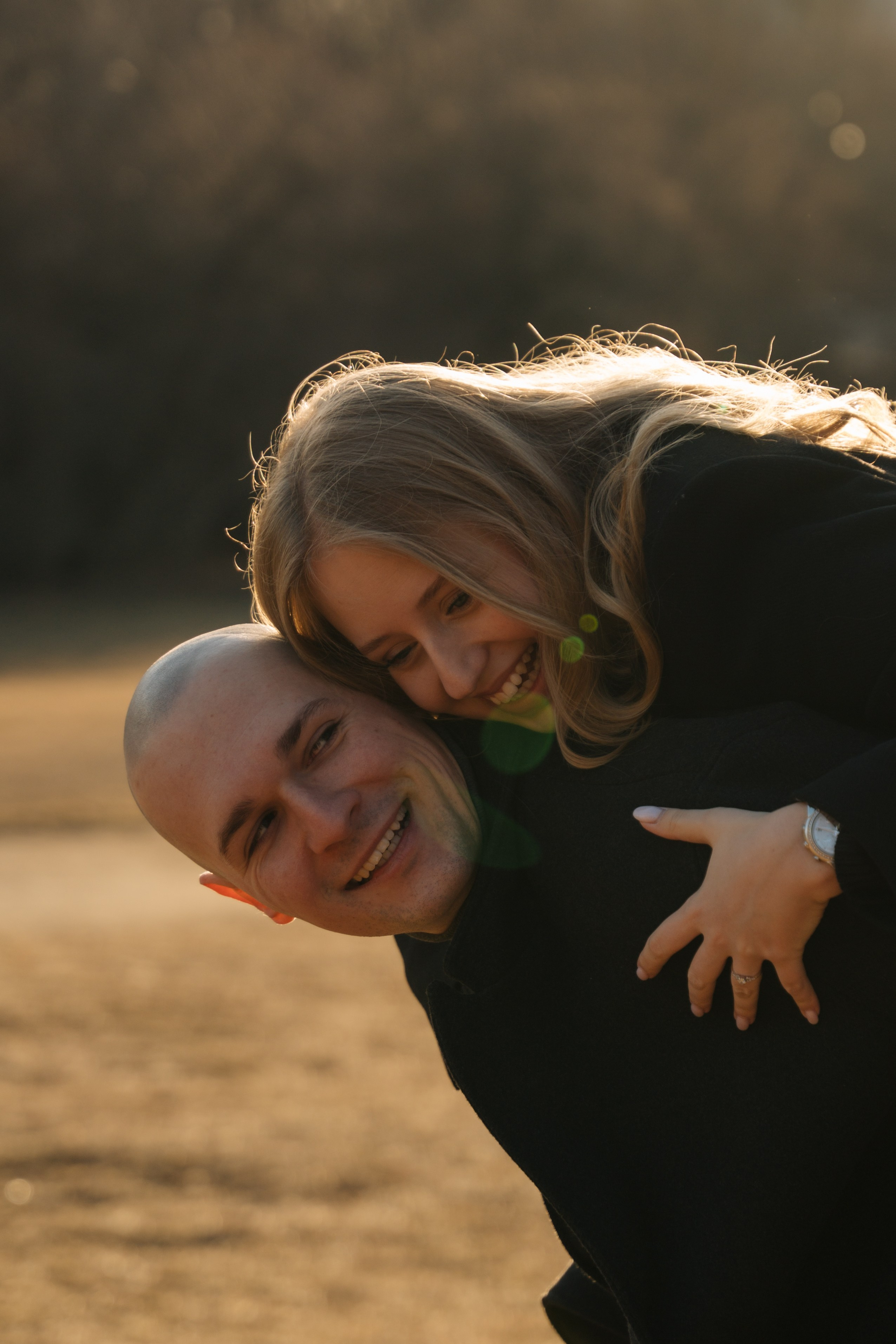 Eszti + Márk. Kezdőlap