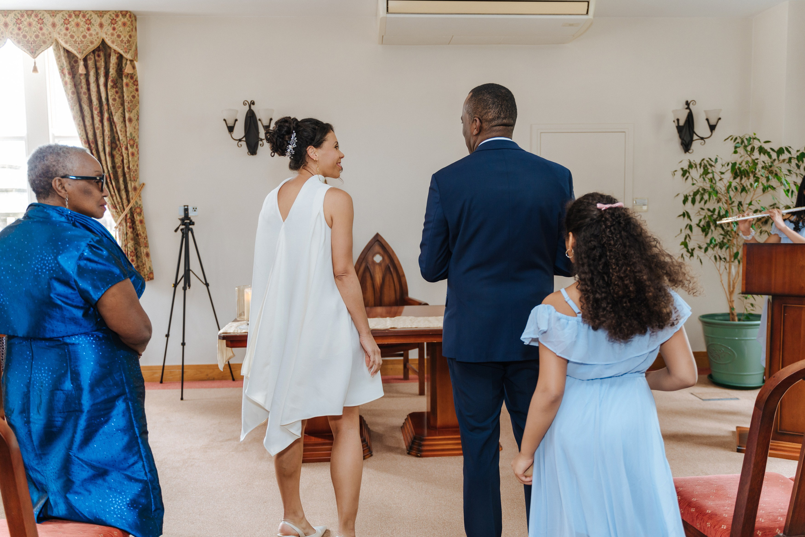 St Albans Register Office, St Albans Register Office wedding , St Albans, wedding in St Albans, civil ceremony in St Albans Register Office, small wedding, photographer for small wedding in St Albans Register Office