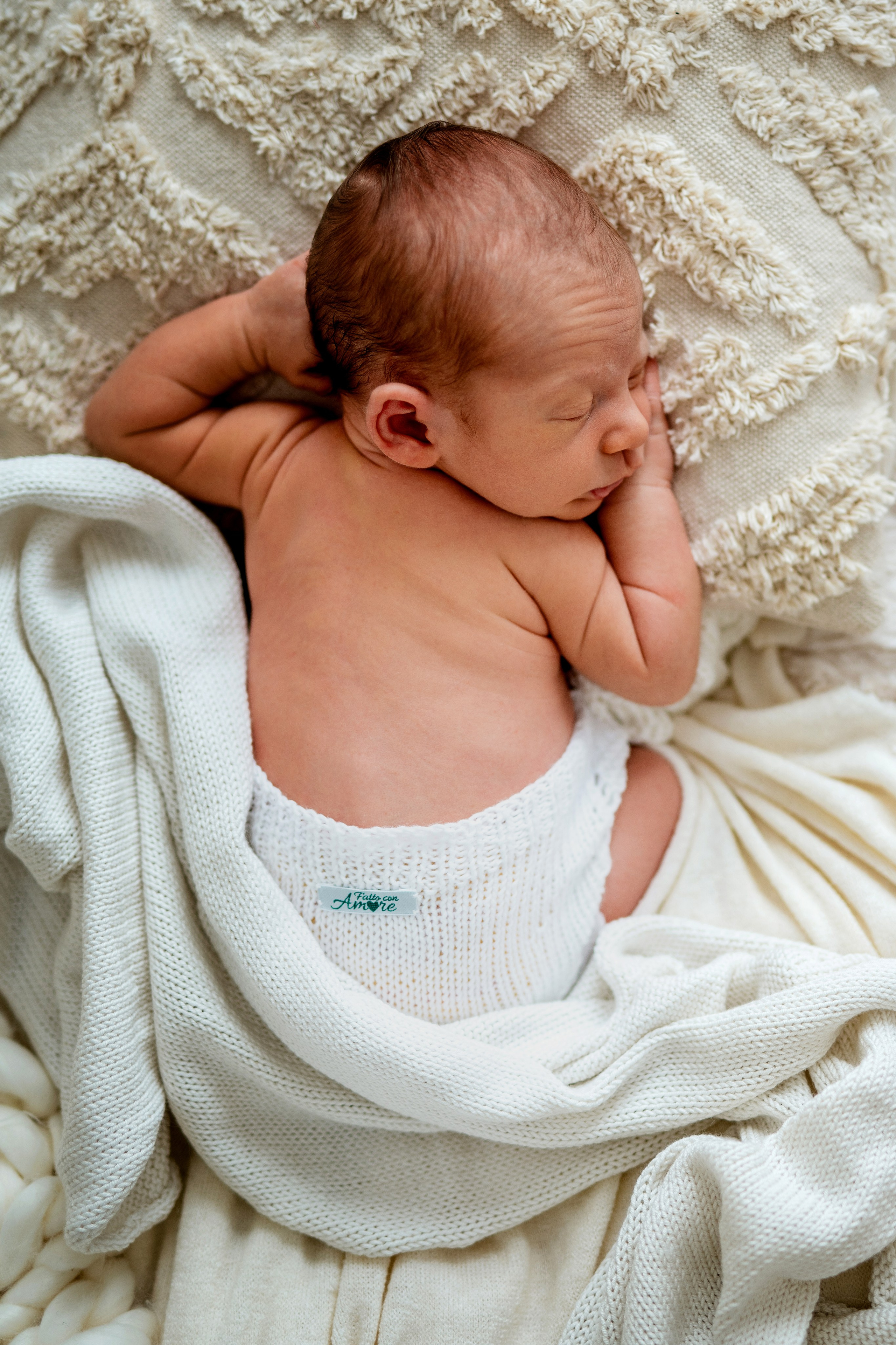 Newborn. Svitlana Miahka fotografa a Genova