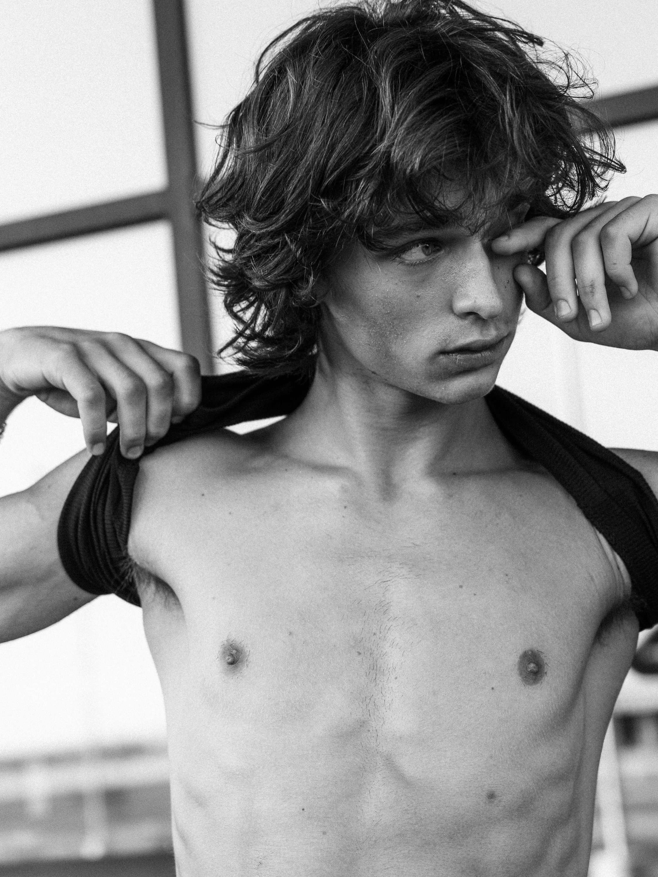 Victor (IVET FASHION). Евгения Найденова – брандов и портретен фотограф | България, Европа