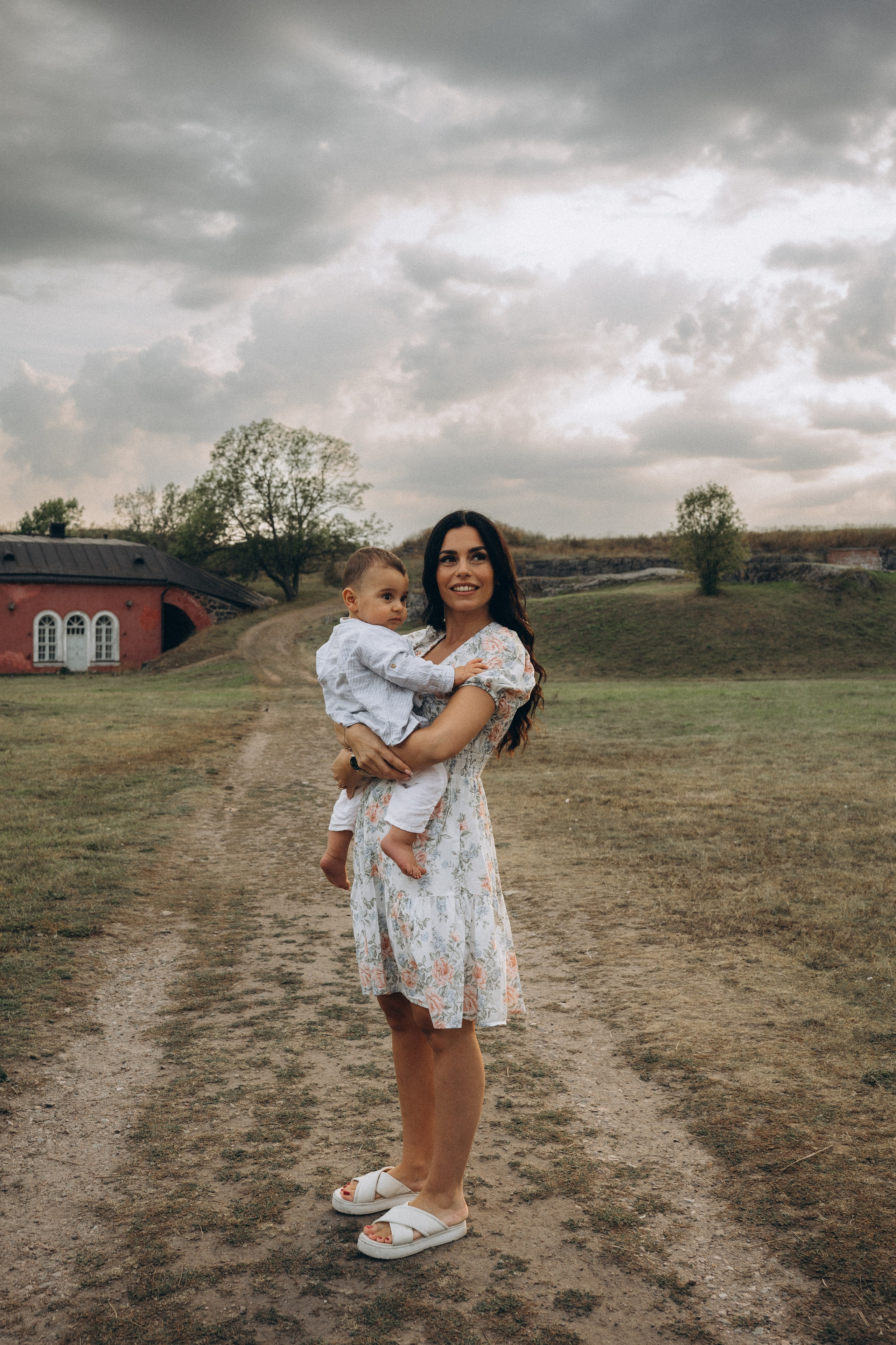 Summer. Wedding and portrait photographer in Helsinki Vickan O