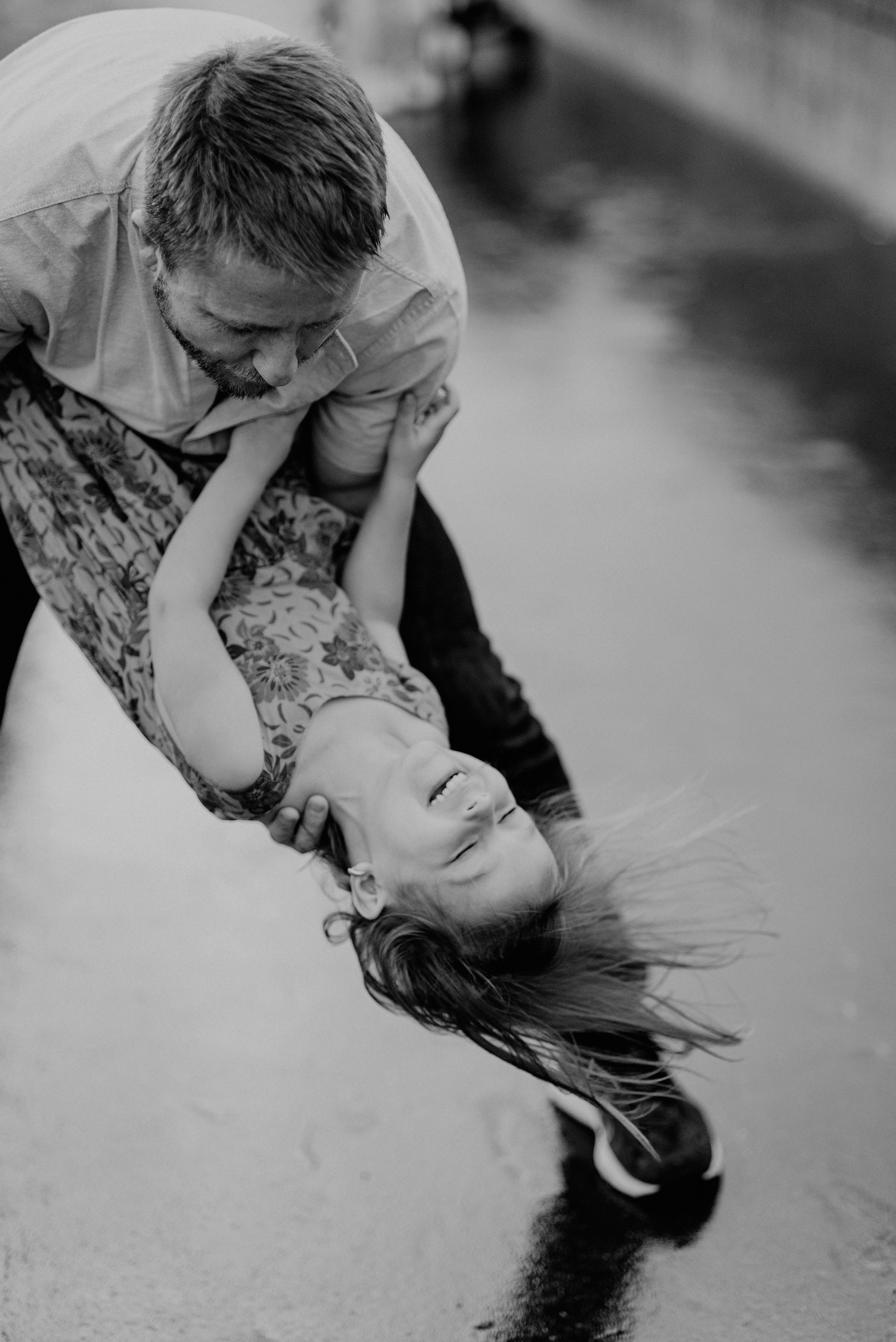 Семейные фото у Эйфелевой башни. Photographe lifestyle à Paris