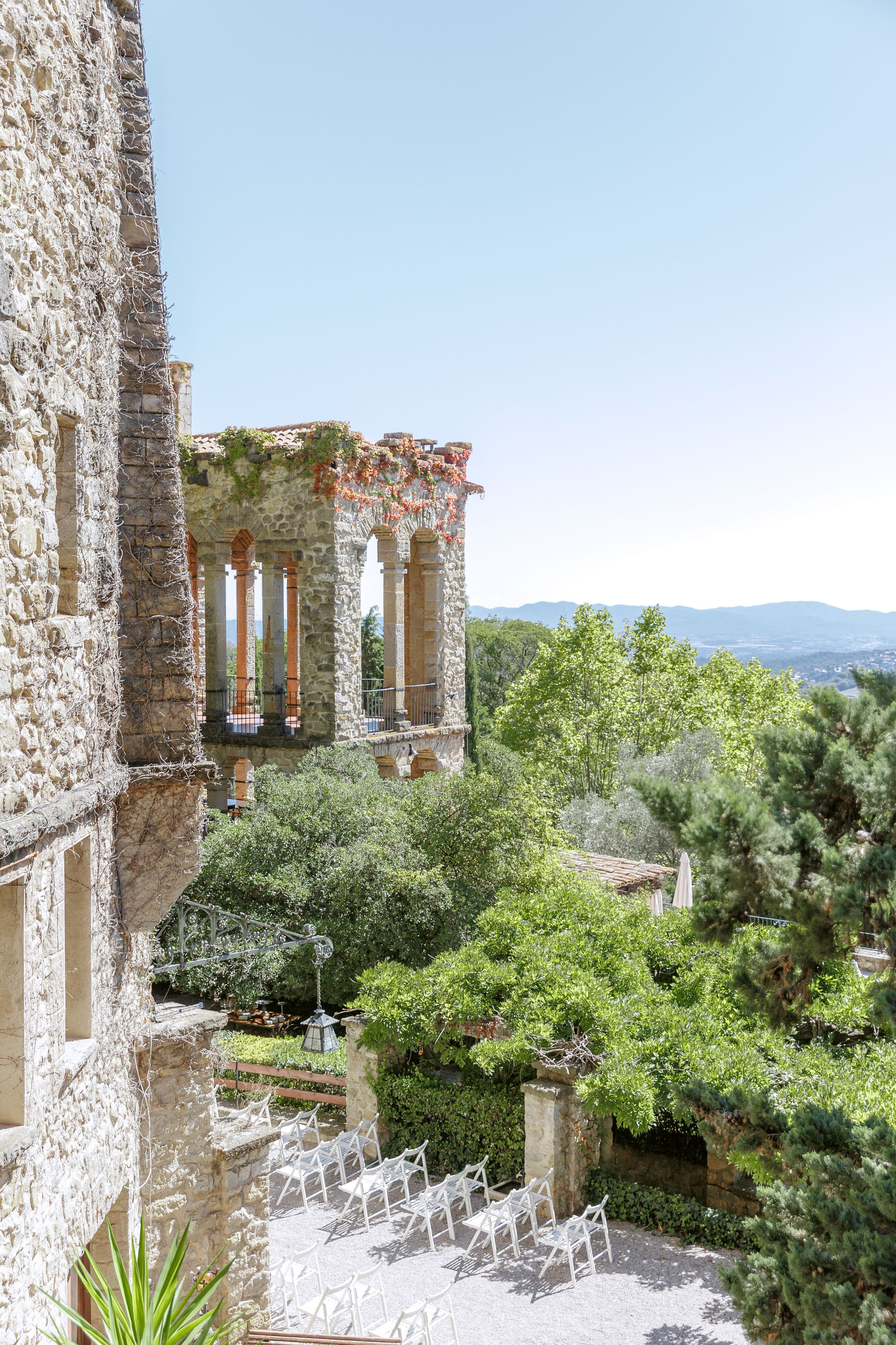 Traditional wedding venue La Baronia in Barcelona, showcasing the city's iconic architecture