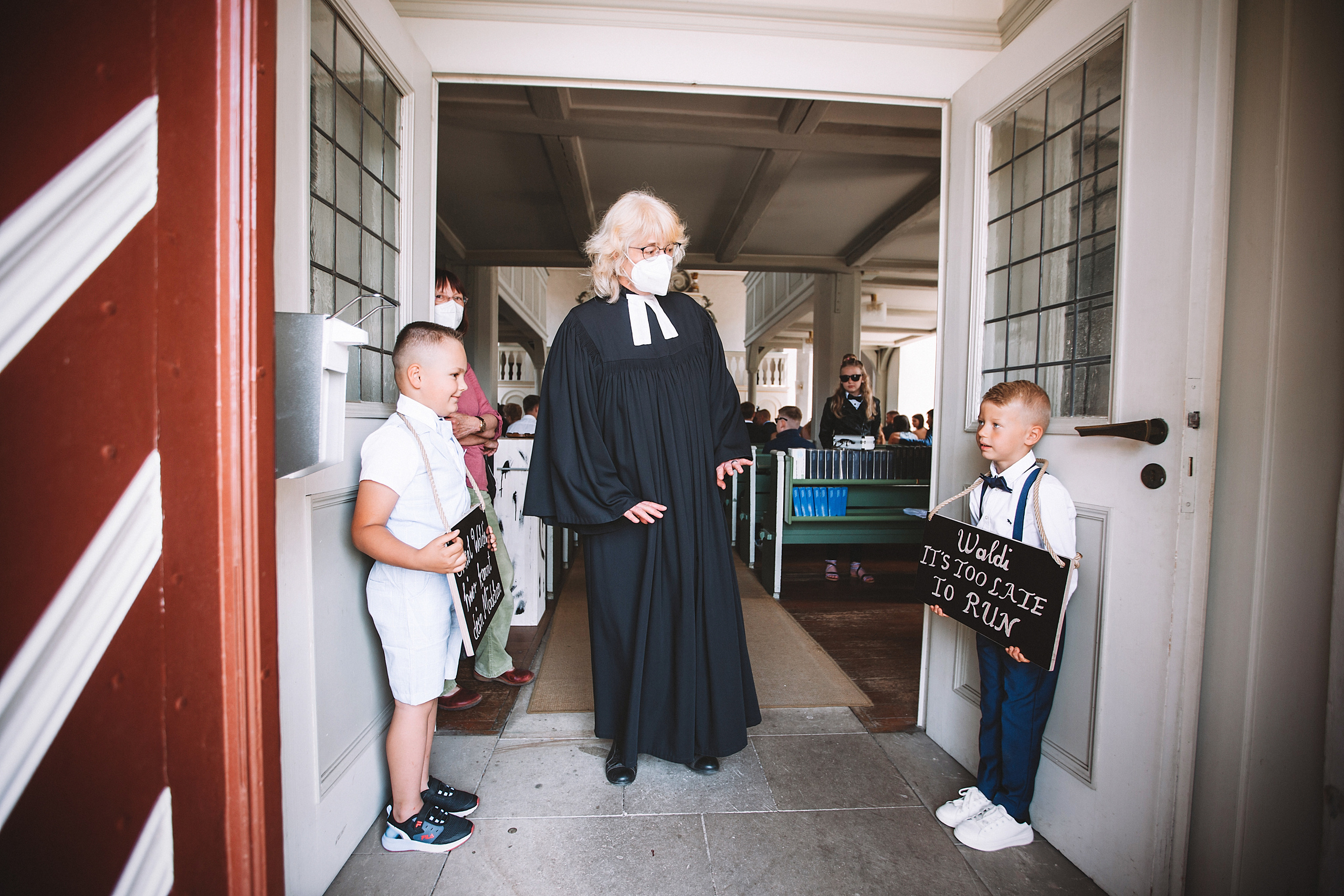 Waldemar + Isabell. Khanoff Production Studio