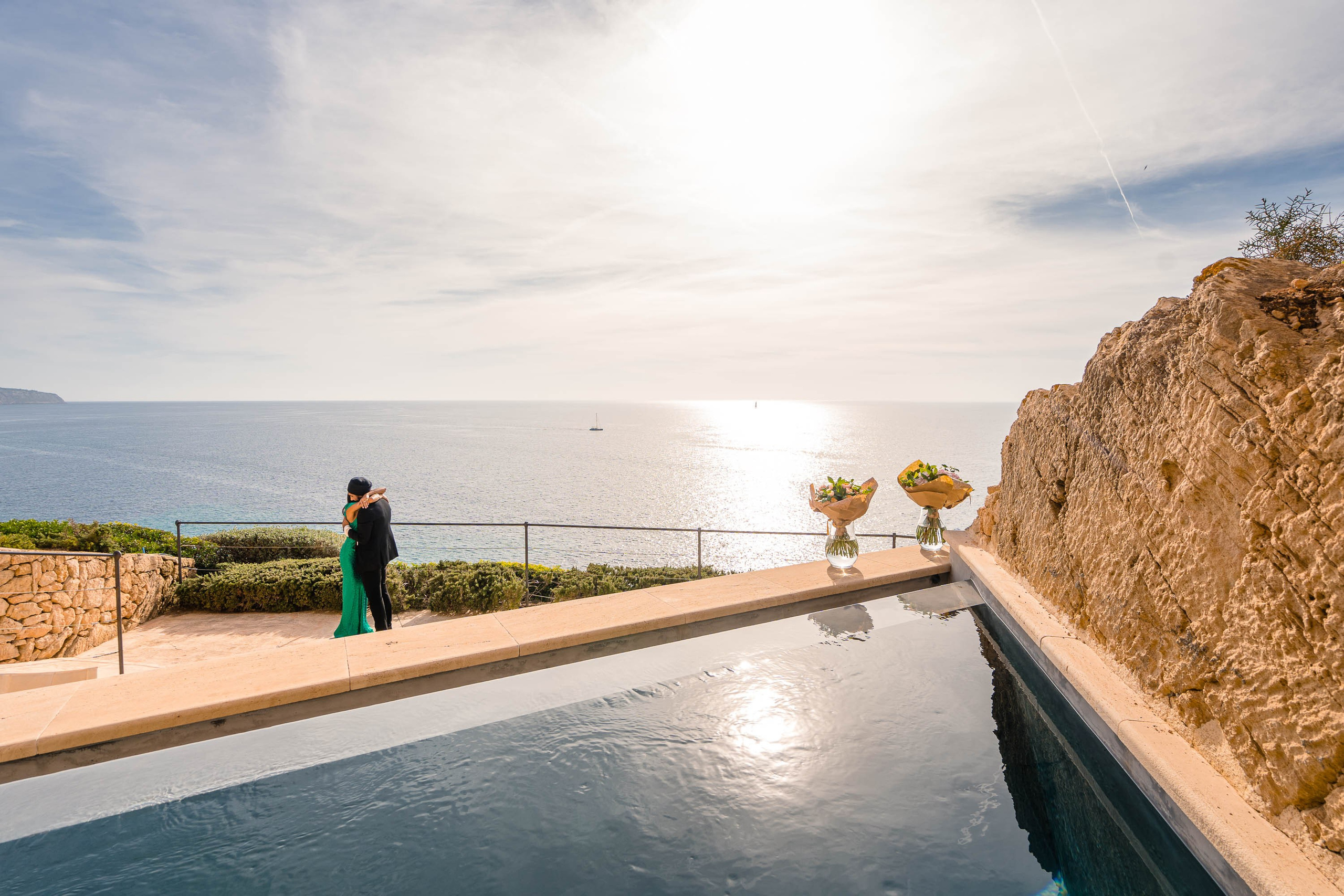 Exclusive suite overlooking the sea for Mallorca Engagement Photo Session