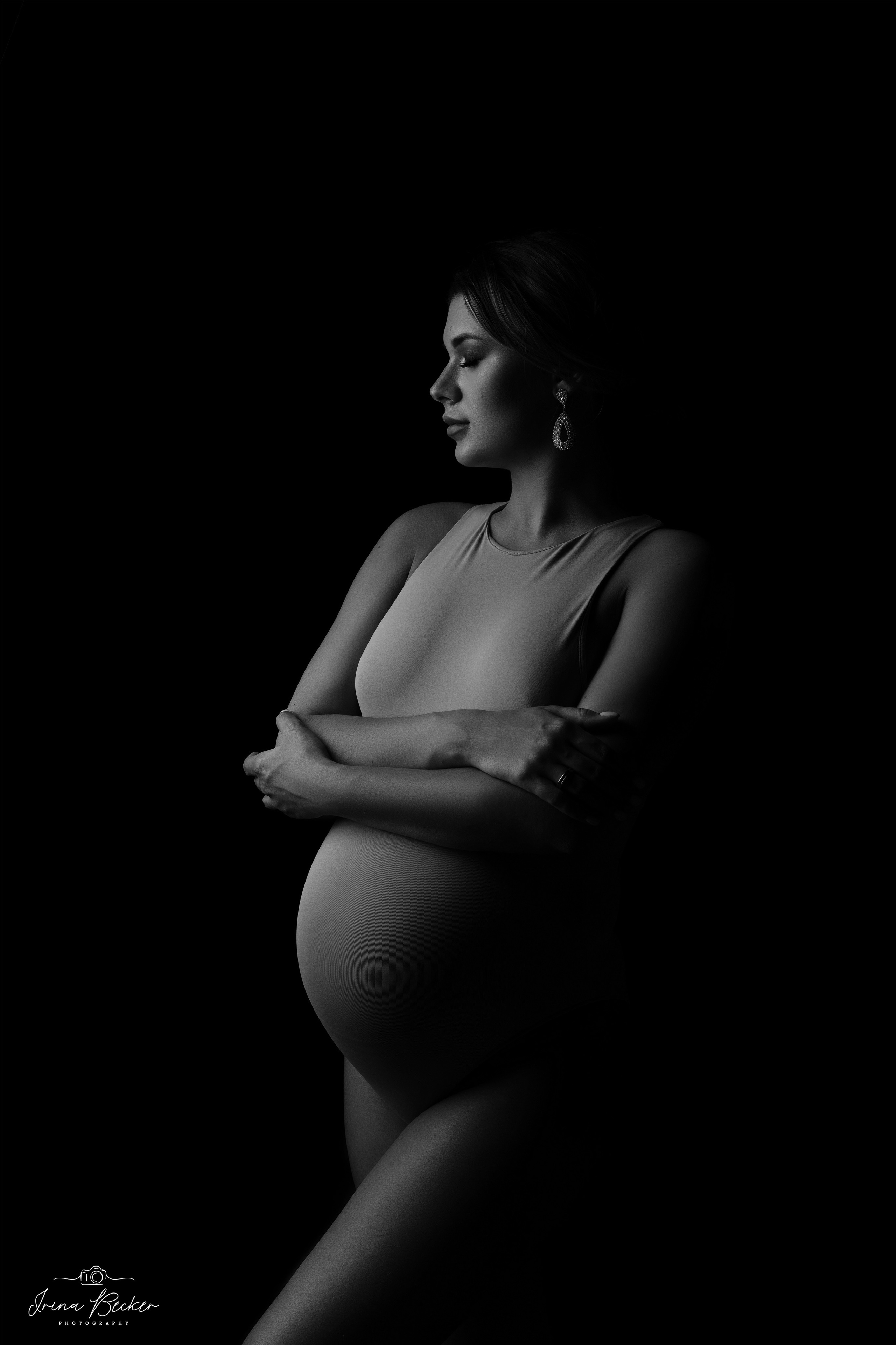 Schwanger Ulm; schwanger Memmingen; Schwangerschaftsshooting Neu-Ulm; schwangerschaftsshooting ulm; schwangerschaftsshooting Göppingen; schwangerschaftsshooting Tübingen; schwangerschaftsshooting Reutlingen; schwangerschaftsshooting stuttgart; schwangerschaftsshooting Unter Teck; schwangerschaftsshooting Günzburg; schwangerschaftsshooting biberach an der Riss; schwangerschaftsshooting Münsingen; babybauch shooting ulm; babybauch shooting Göppingen; babybauch shooting Metzingen; babybauch shooting Neu-Ulm; babybauch shooting Stuttgart; babybauch shooting Münsingen; babybauch shooting Alb-Donau-Kreis; babybauch shooting Bad Waldsee; babybauch shooting Laupheim; babybauch shooting Langenau; Geburt Ulm; Geburt Göppingen; Geburt Memmingen; Fotograf Ulm; Fotograf Stuttgart; Fotograf Memmingen; Fotograf Neu-Ulm; Fotograf Reutlingen; Fotograf Günzburg; Fotograf Tübingen; Fotograf Münsingen; Fotograf Ehingen; Studio Ulm; Studio Ehingen; Studio Stuttgart,babybauchfotografie Ulm, babybauchfotografie Stuttgart, babybauchfotografie Göppingen, babybauchfotografie Neu-Ulm