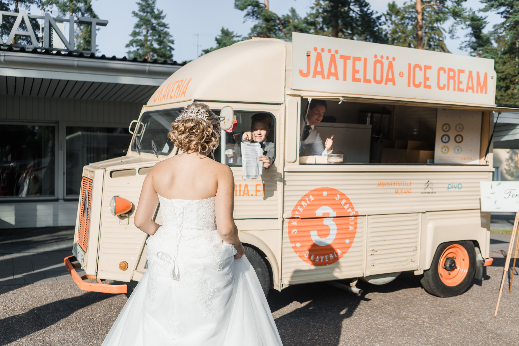 Elena&Lauri, Hääkuvaaja espoo, Lepolampi
