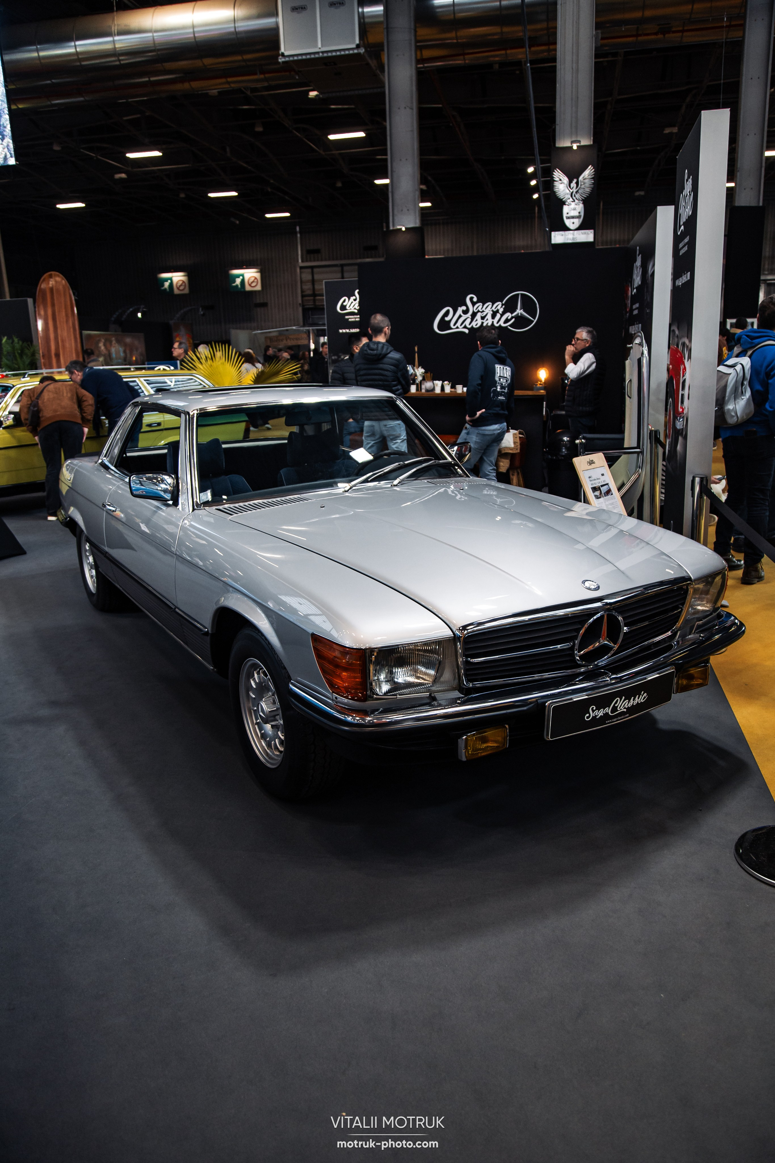Retromobile 2023. Photographer in Paris — Vitalii Motruk