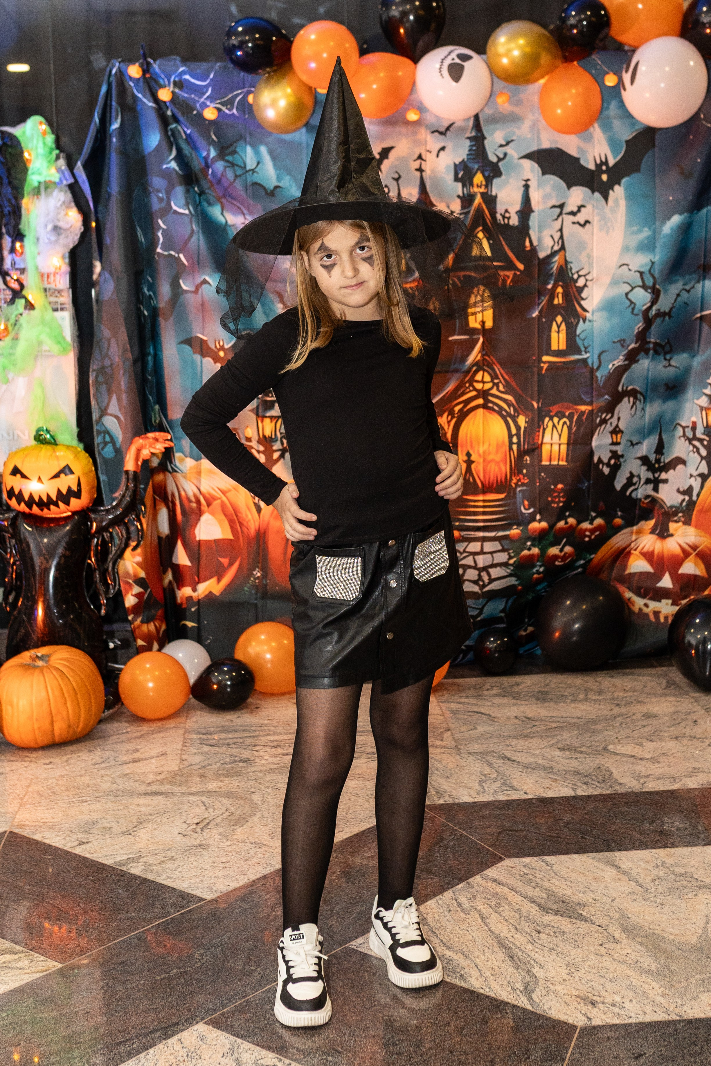 Leo dance studio Helloween 2025. Семейный и детский фотограф в Варшаве Мила Бобровская