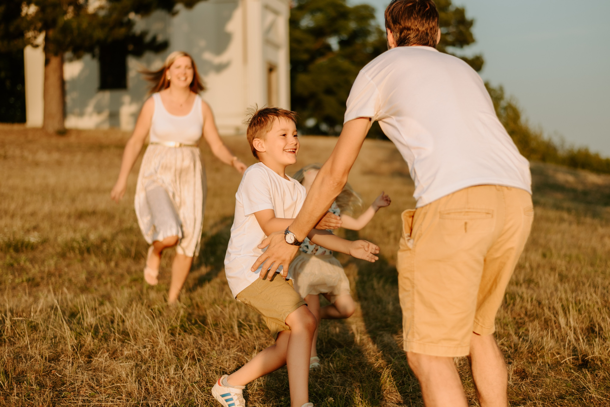 Lucka and family. Lifestyle, wedding and family photographer