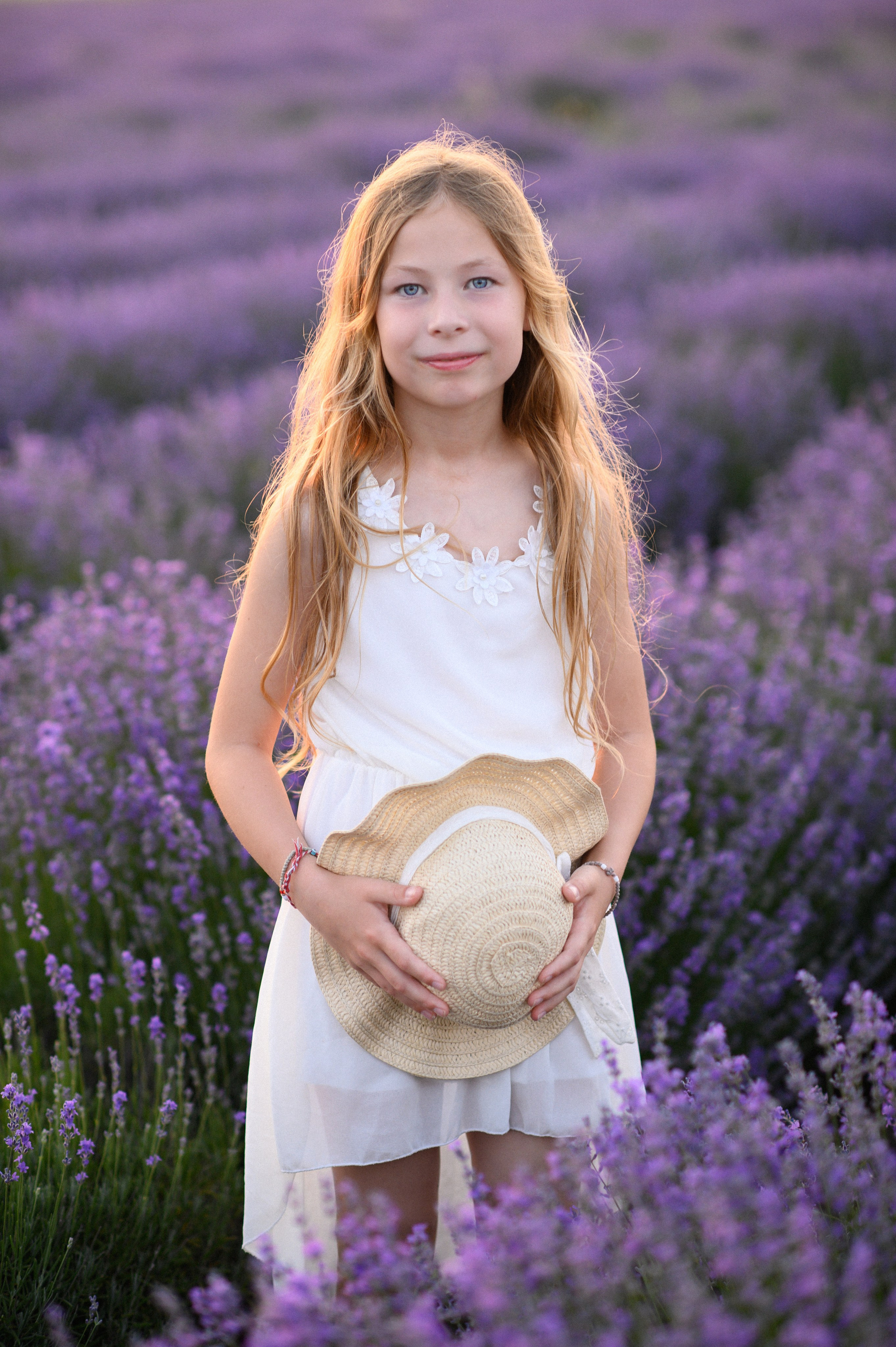 Lavender Field. Семейная, детская, портретная и предметная фотосъемка в Салониках