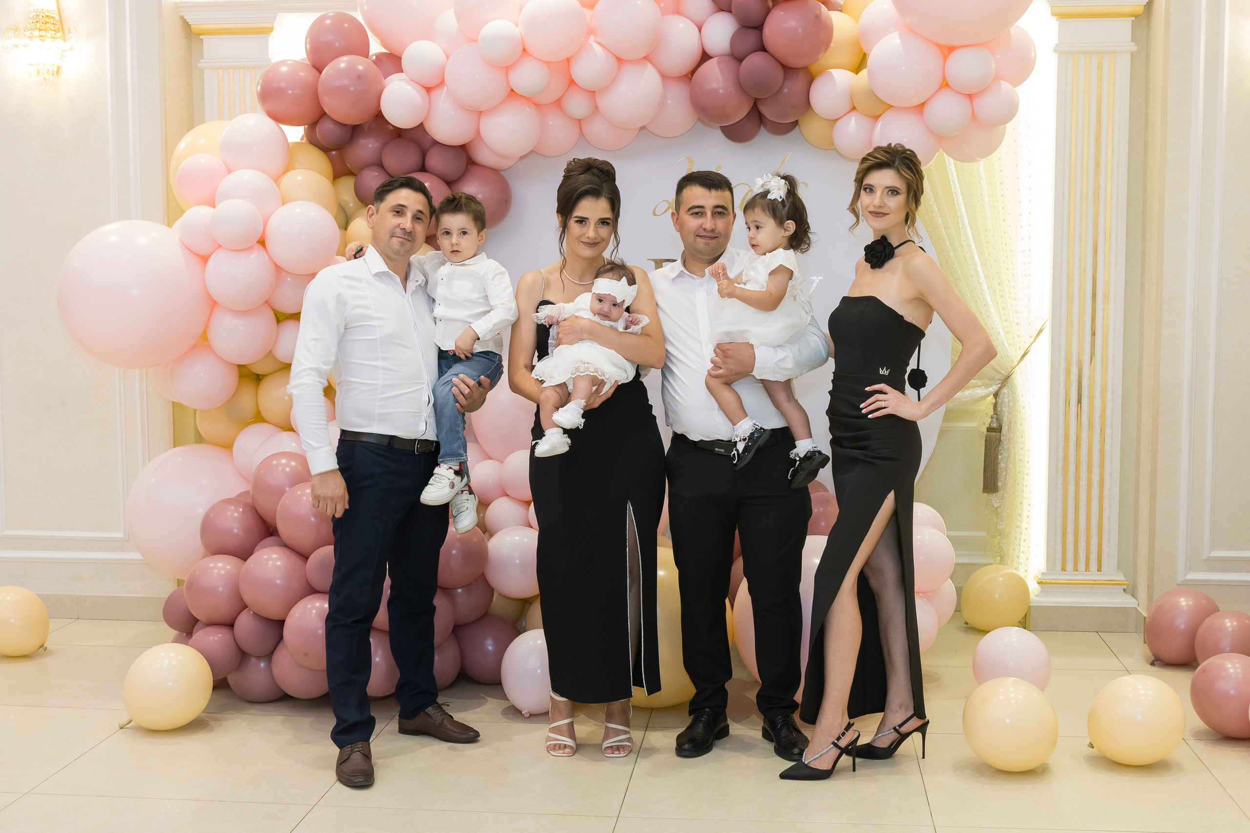 Lya - Foto si video de botez si cumatrie. ✔️ Servicii foto si video in Chisinau Moldova - Cinematic.md