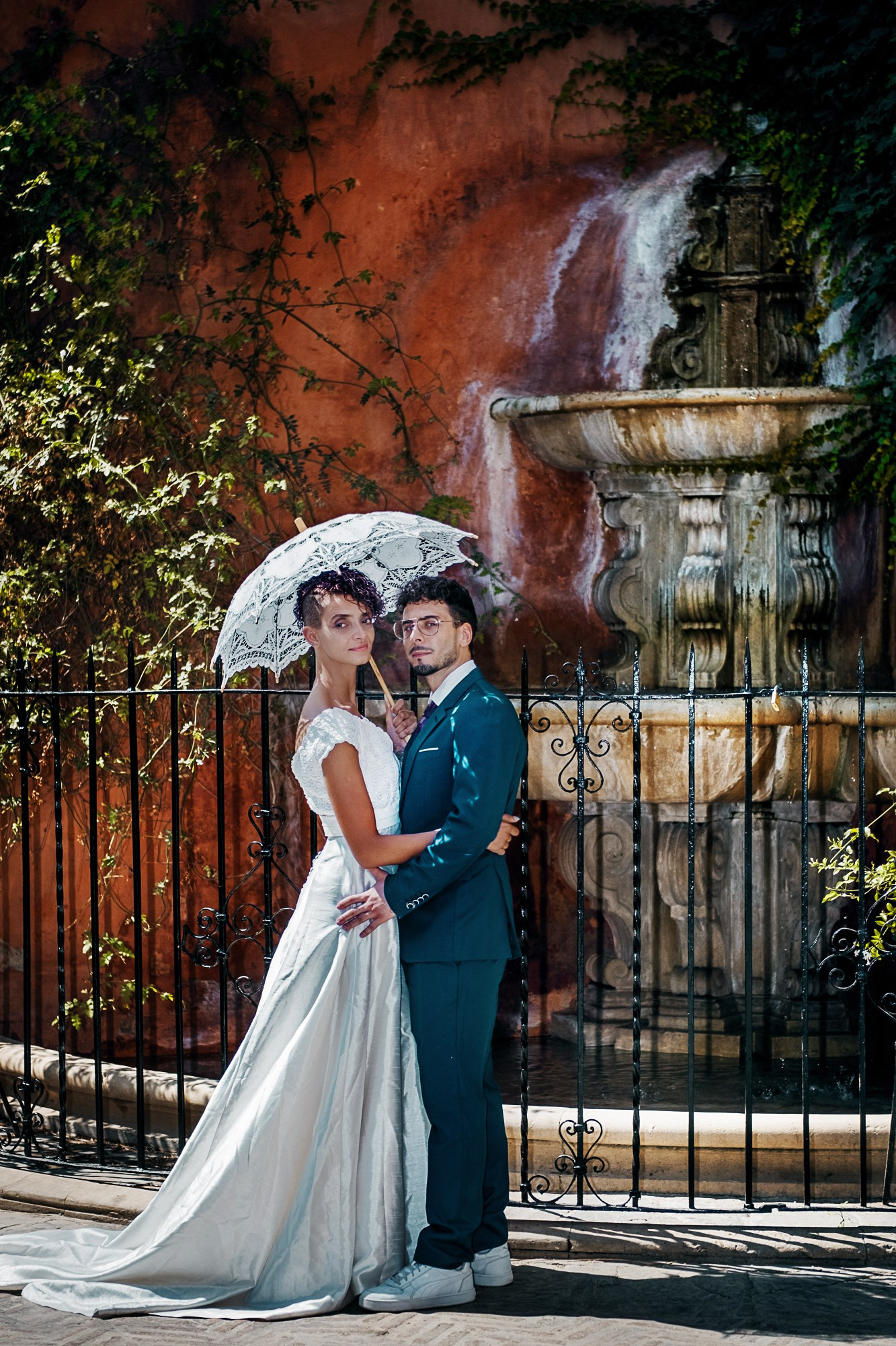 REVELADO PROFESIONAL EN 4 HORAS Desde la selección de fotos hasta el toque final. Lightroom + Photoshop + Flujo Real de Trabajo