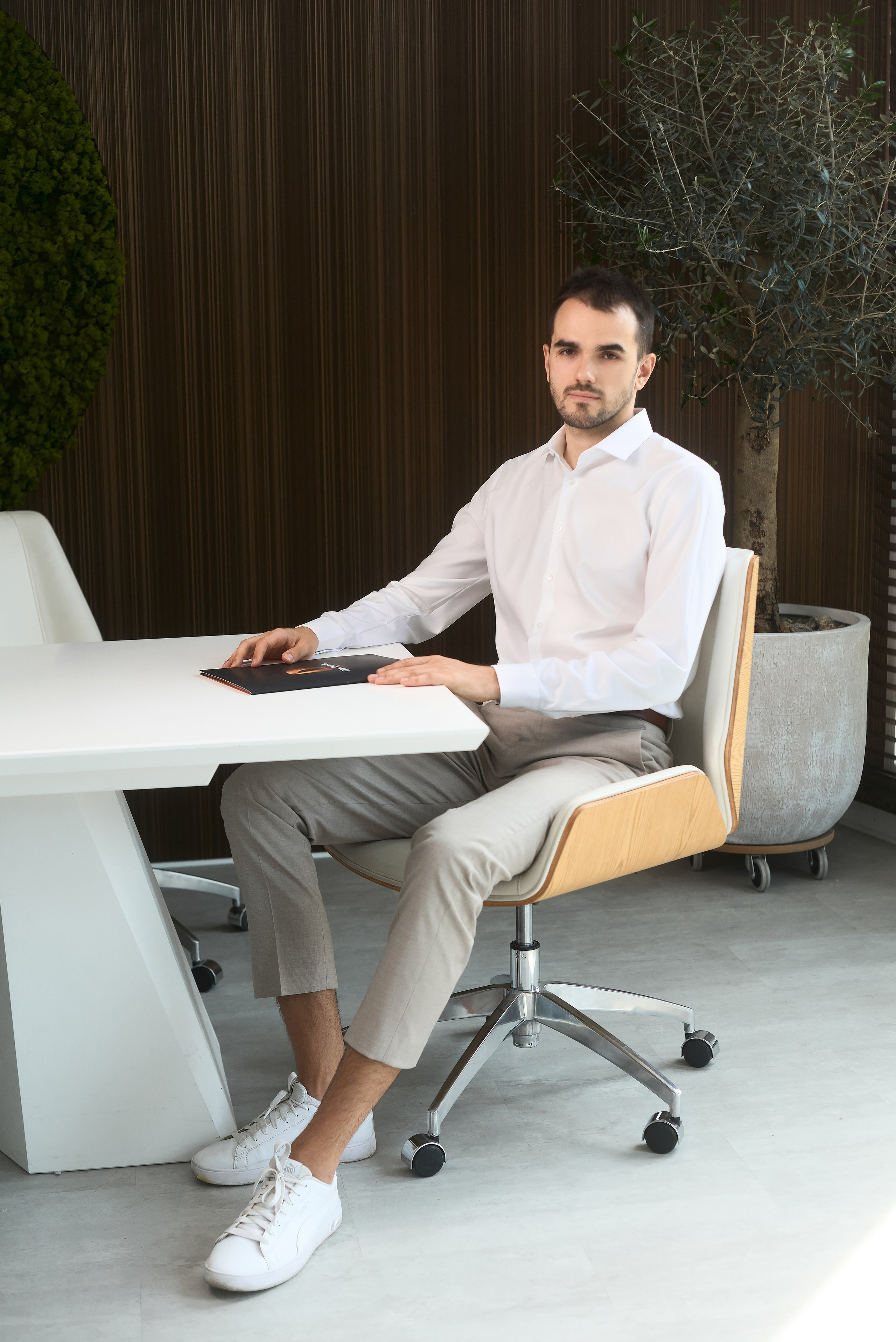 Reklamowa sesja zdjęciowa dla agencji nieruchomości Zlota 44 – Fotografia reklamowa w Warszawie. Portrait & Fashion Photographer | Сannes, Paris, Monaco, Dubai, Kyiv — - Alisa Postnykova