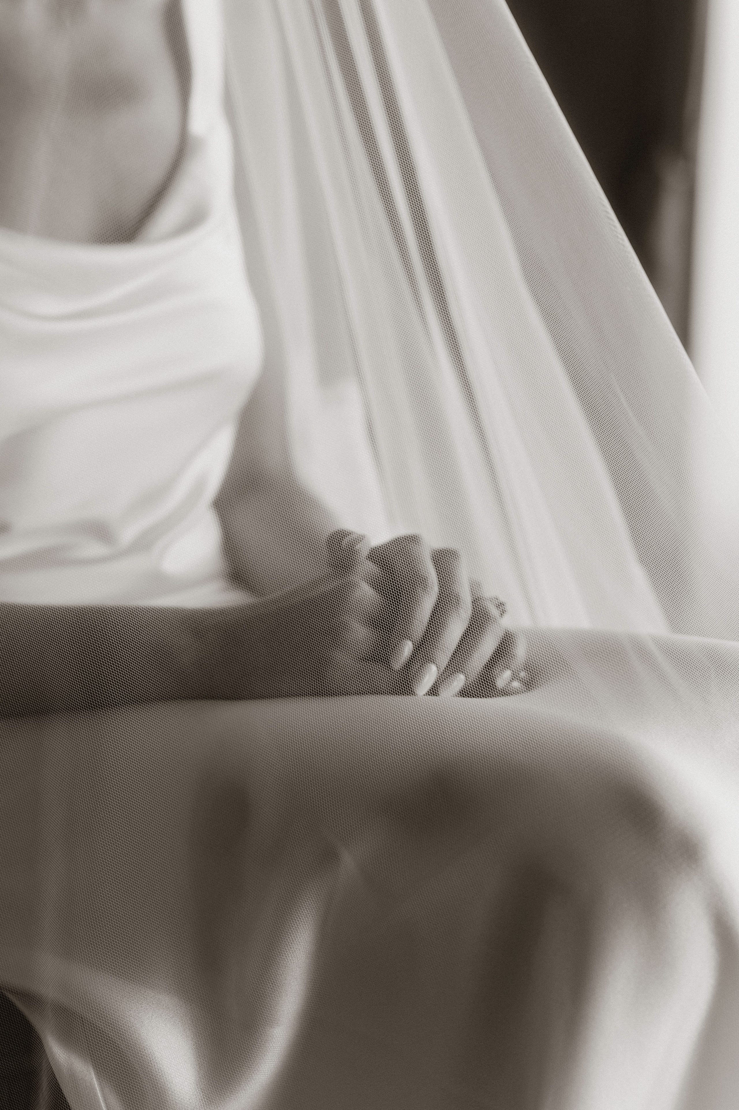 Lauren & Jamie. Hotel Castell d’Emporda. Paola wedding photographer / videographer in Barcelona