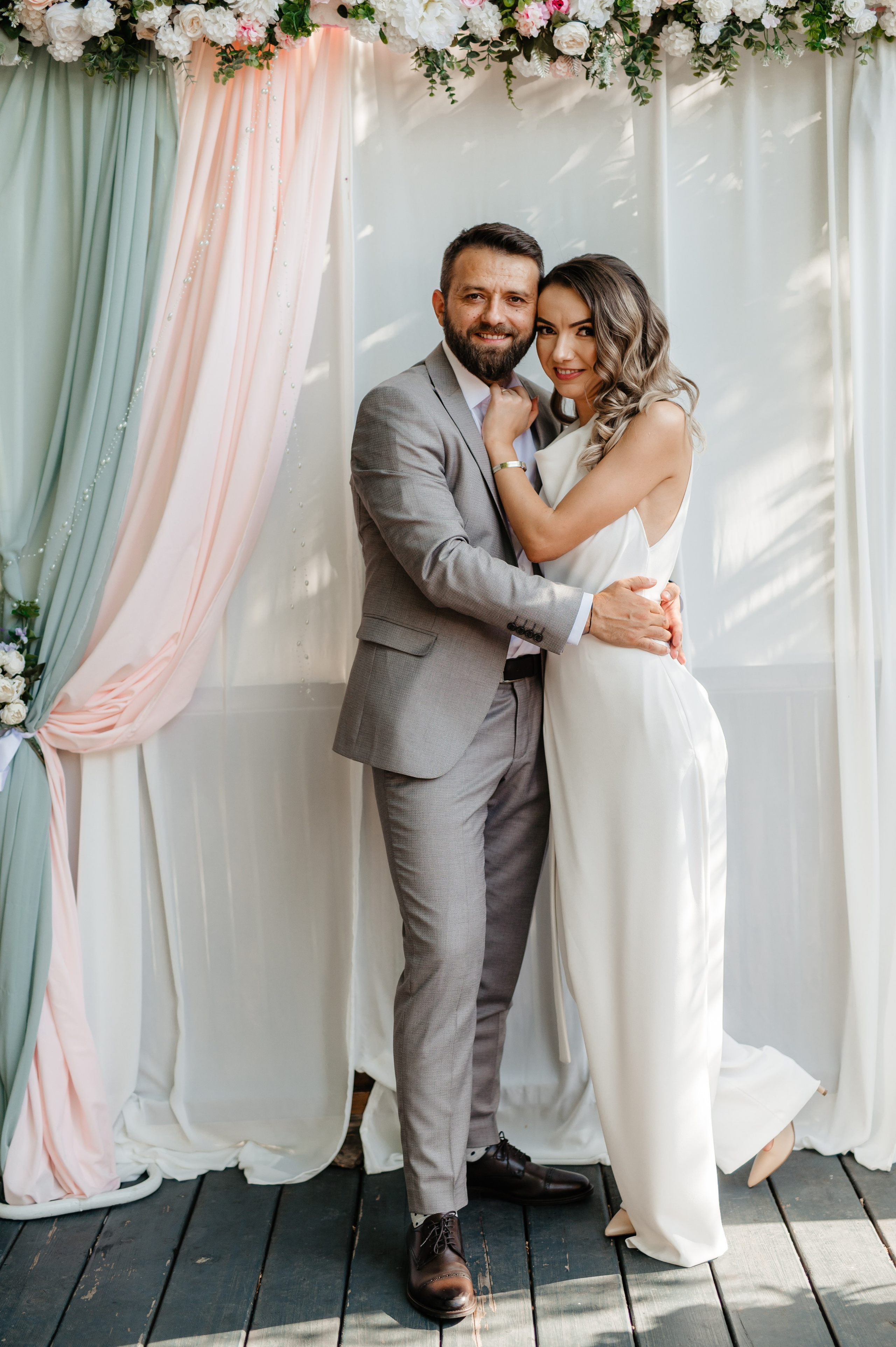 Cununie civila in aer liber si sedinta foto de cuplu. Proud Vision Weddings | Wedding Photography & Film — Servicii profesionale Foto Video Nunta Iasi