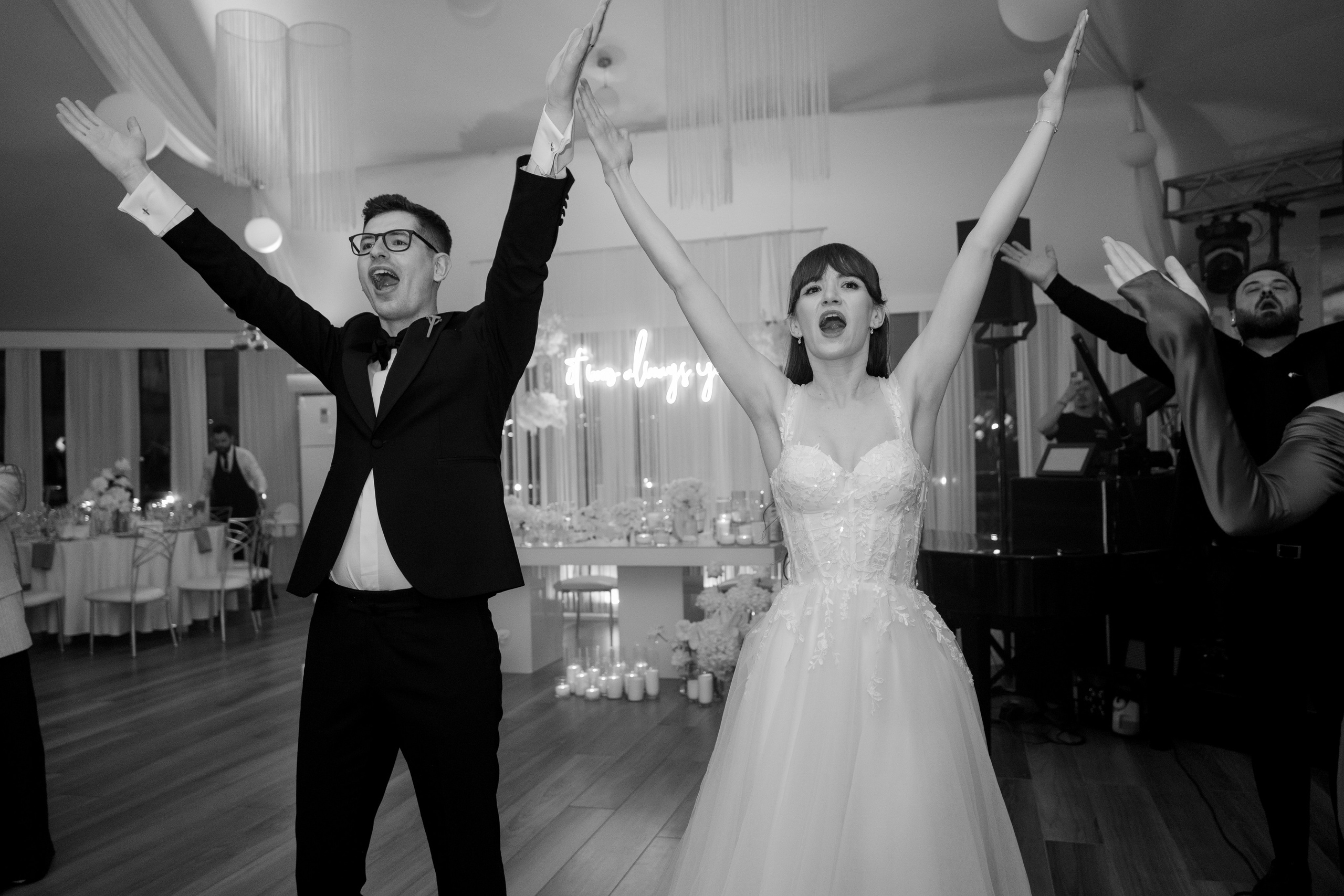 Raluca + Marius | Wedding day. Proud Vision Weddings | Wedding Photography & Film — Servicii profesionale Foto Video Nunta Iasi