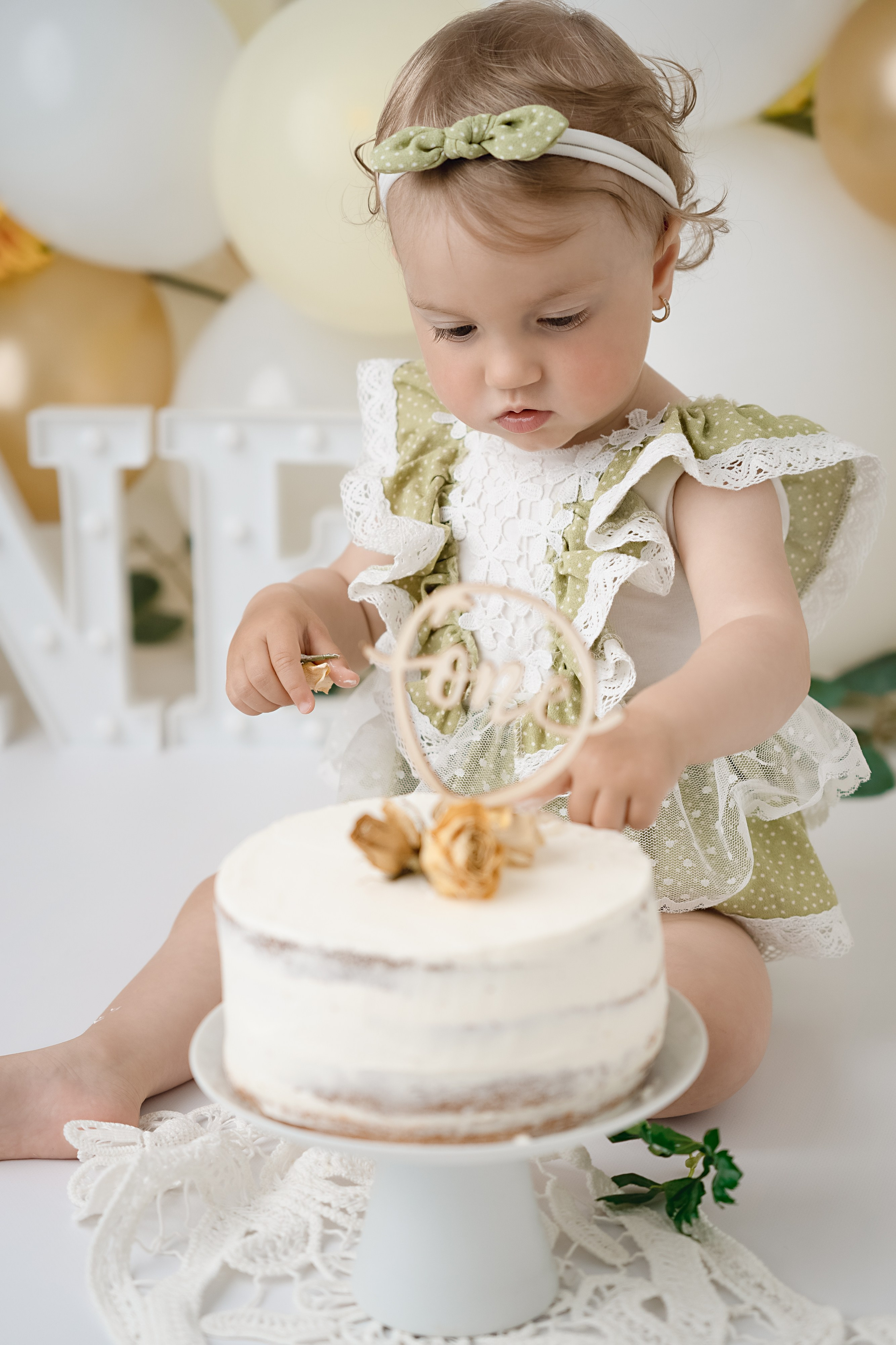 Smash the cake. Fotograf maternitate, nou-născuți și familie în Cluj-Napoca | Roxana Rusu