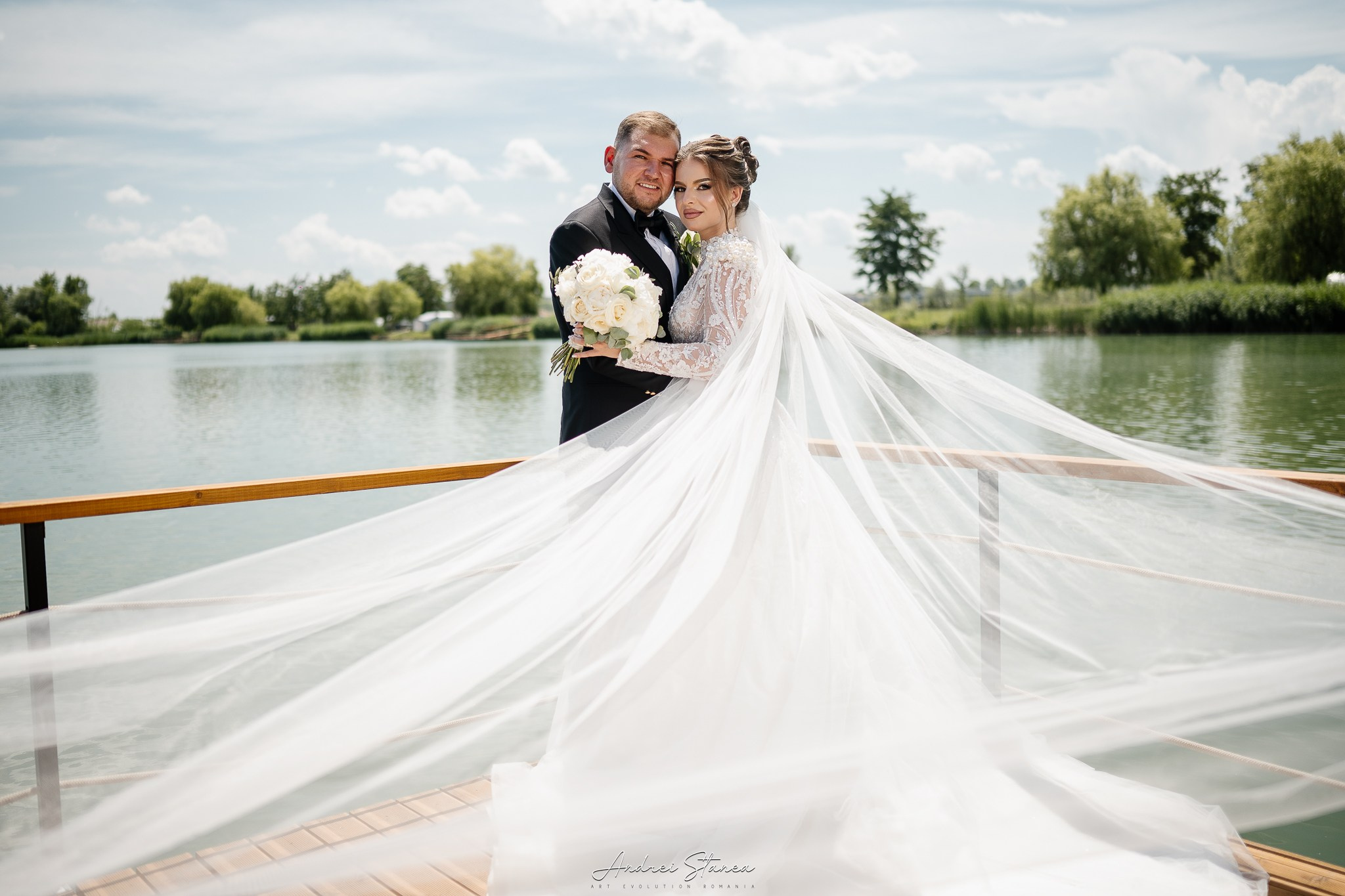 Bianca & Răzvan. Andrei Stanea