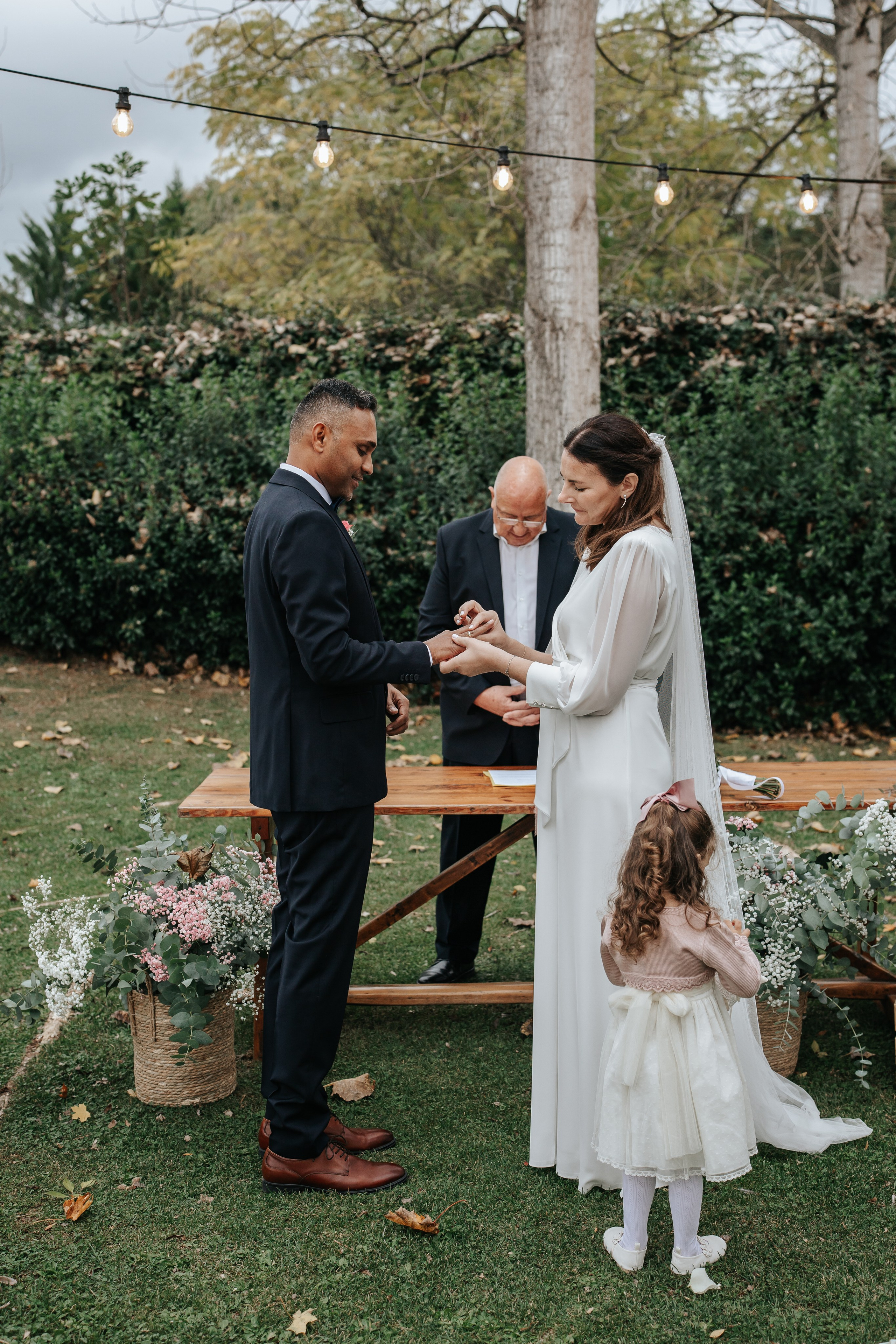 Aurelia+Anand, 02.11.2025, Olot. Fotógrafa de bodas en Cataluña