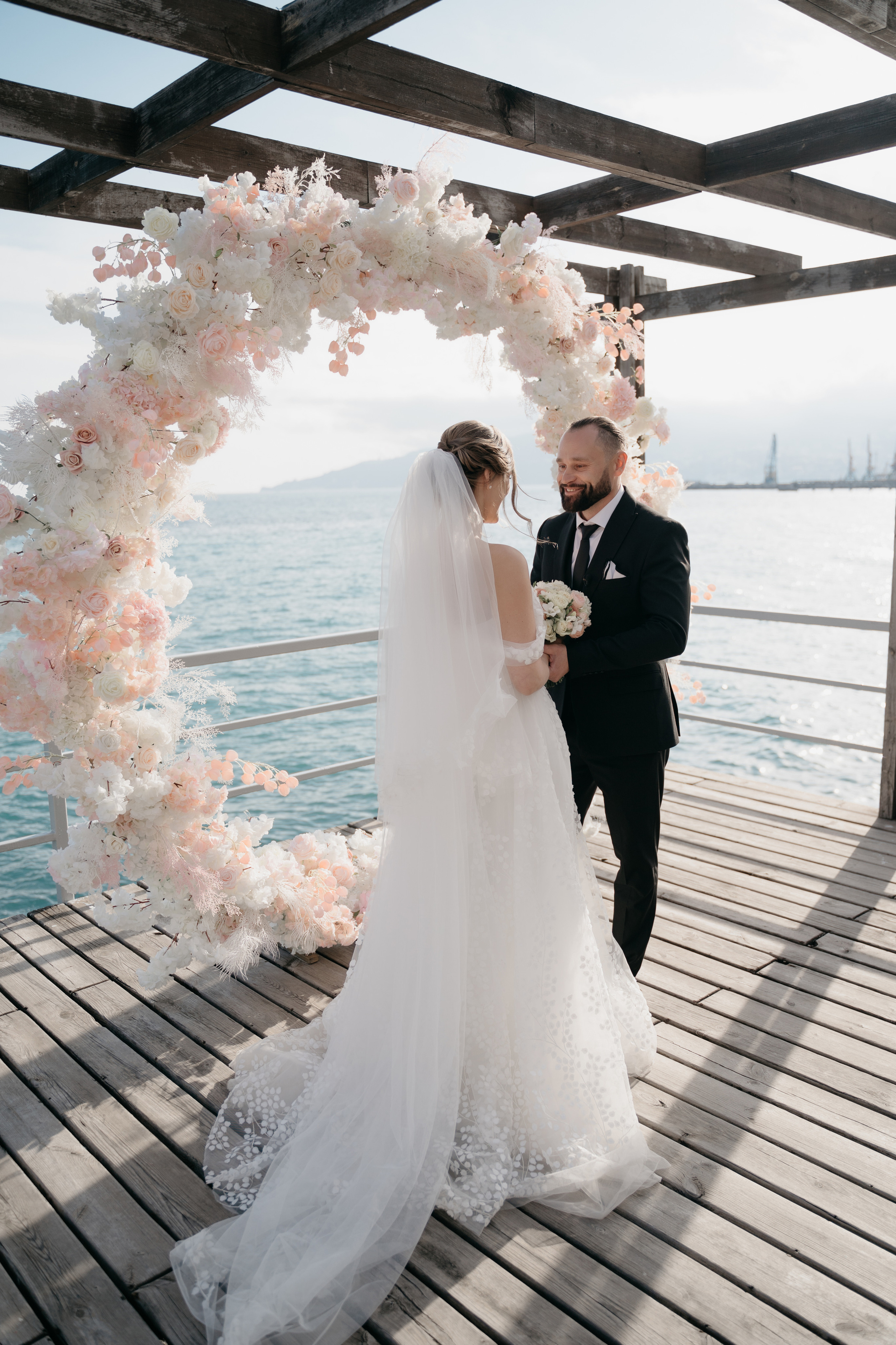 Wedding in spring. Wedding photograper — Alex Popov photography Germany, Switzerland, Italy, France. Based in Stuttgart