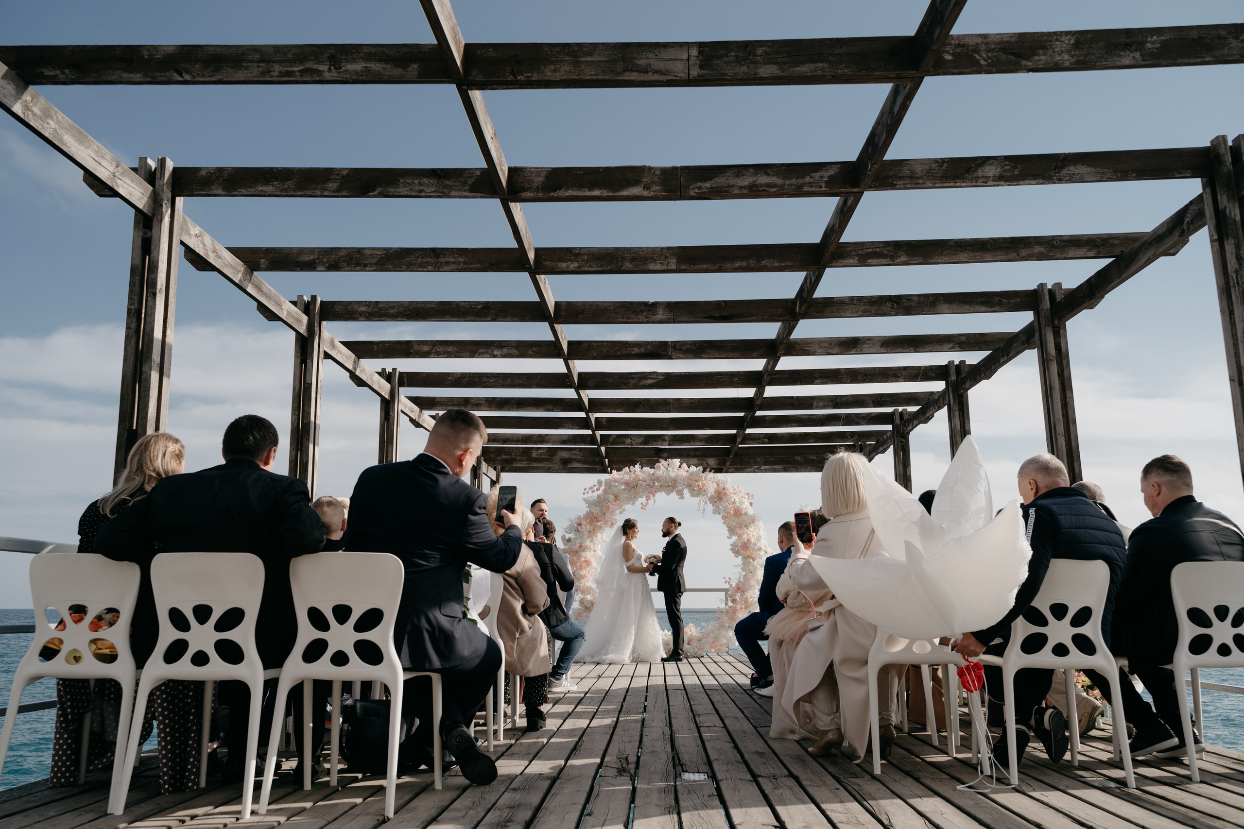 Wedding in spring. Wedding photograper — Alex Popov photography Germany, Switzerland, Italy, France. Based in Stuttgart