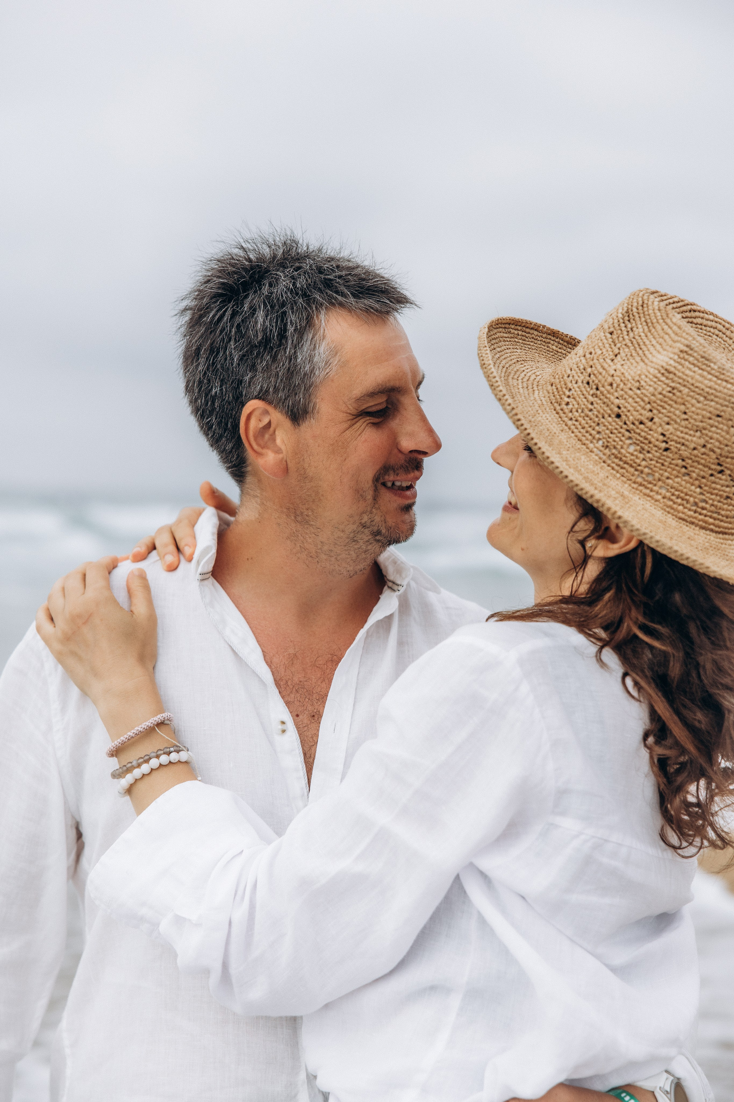 Ocean love story. La Grande Plage de Biarritz/EN. Eugenie Smirnova — wedding, corporate and lifestyle photographer in Toulouse and Southwest France