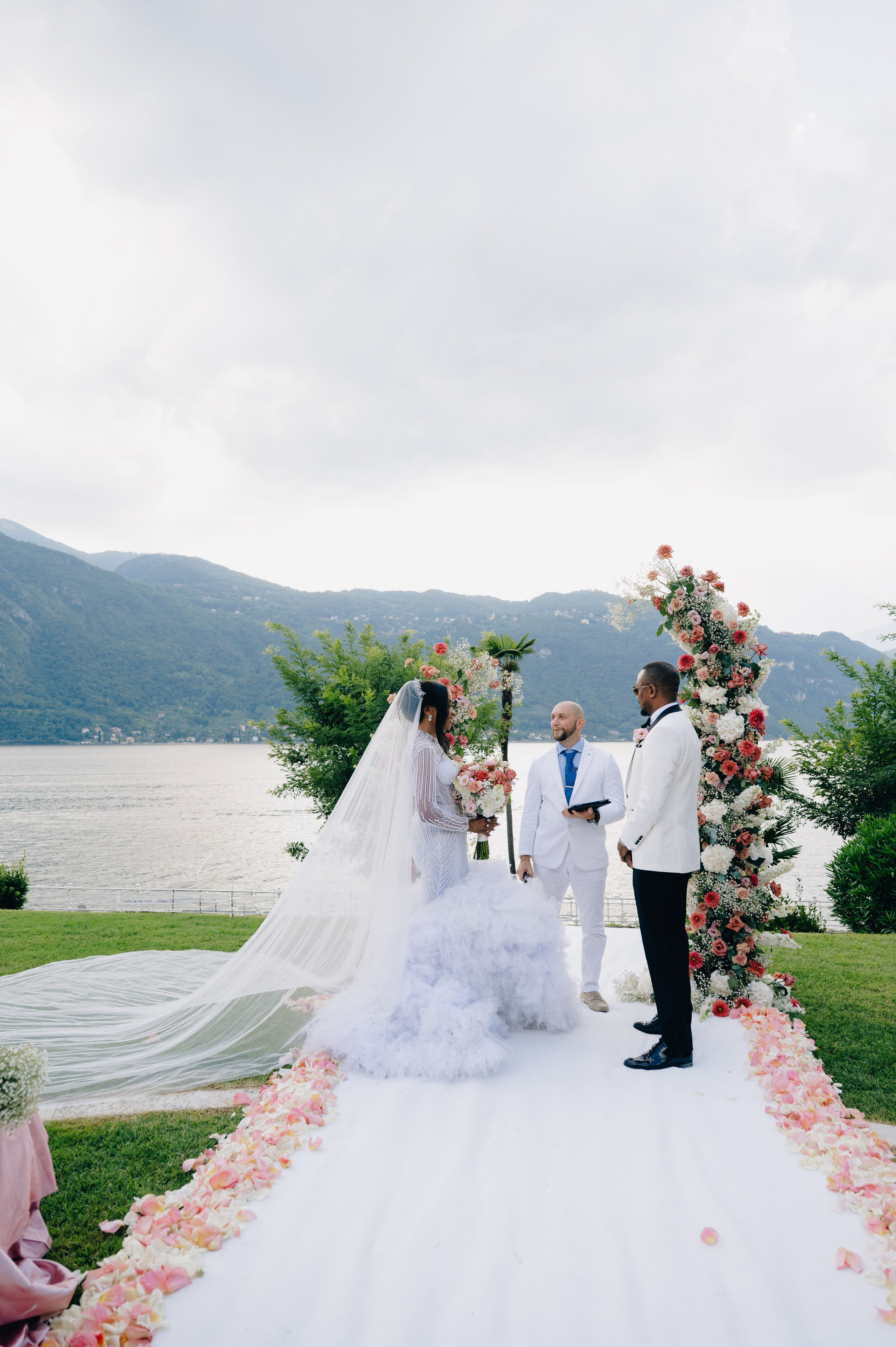 R & E, Villa Lario. Lake Como Photographer — Proposal | Wedding | Elopement