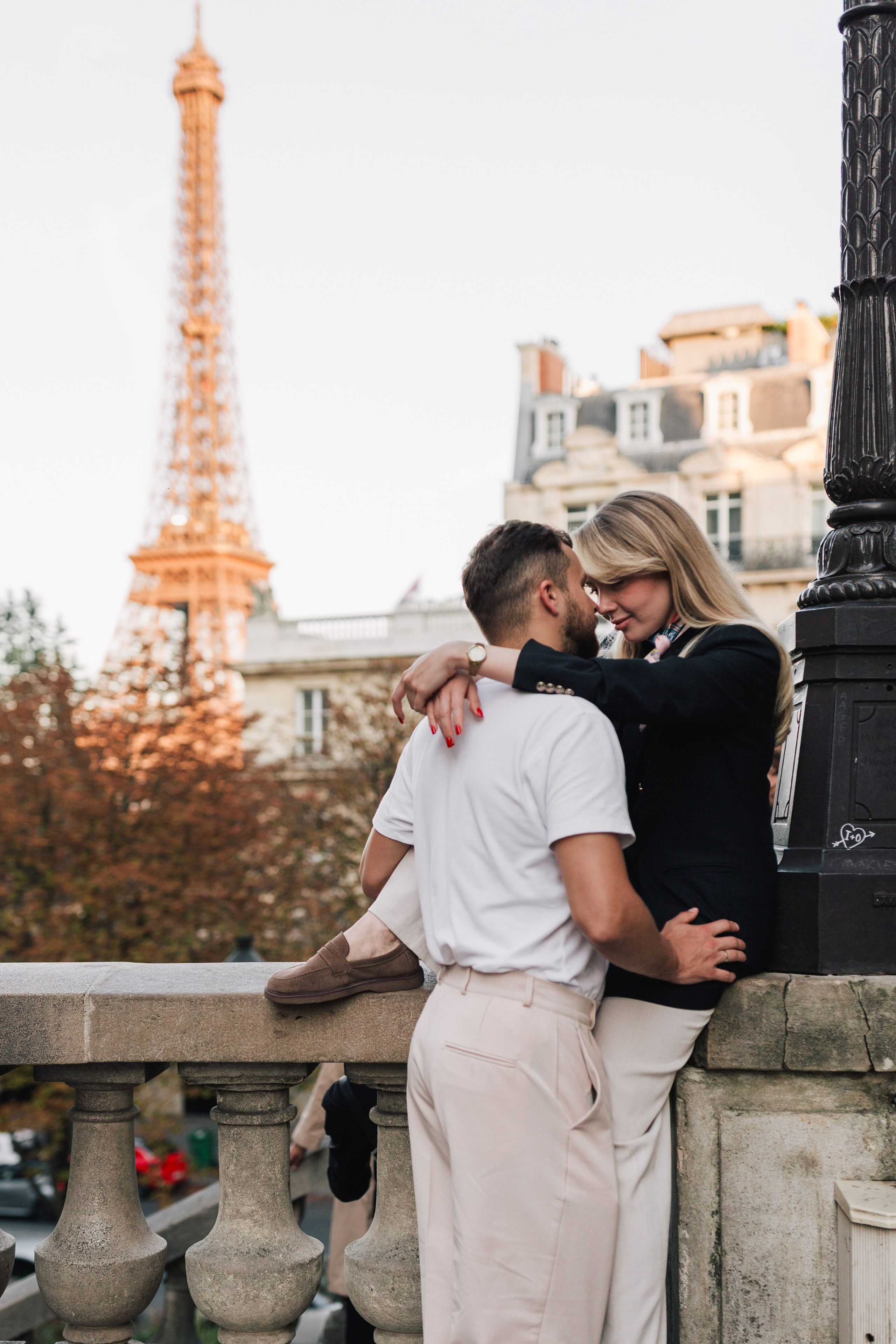 Paris couple shooting. Photographer Rouen, France