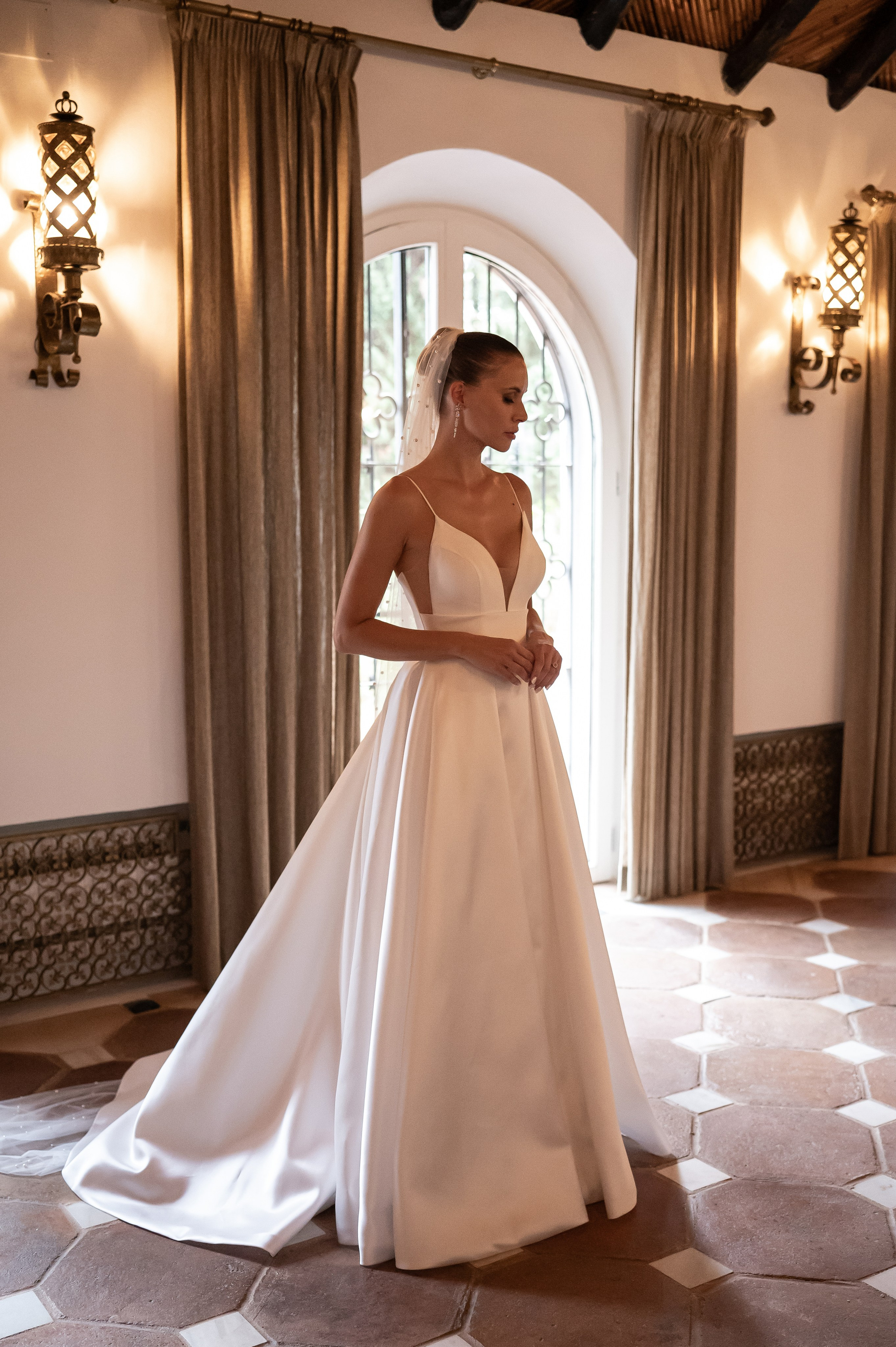 Nico & Mira. Wedding photographer in Spain