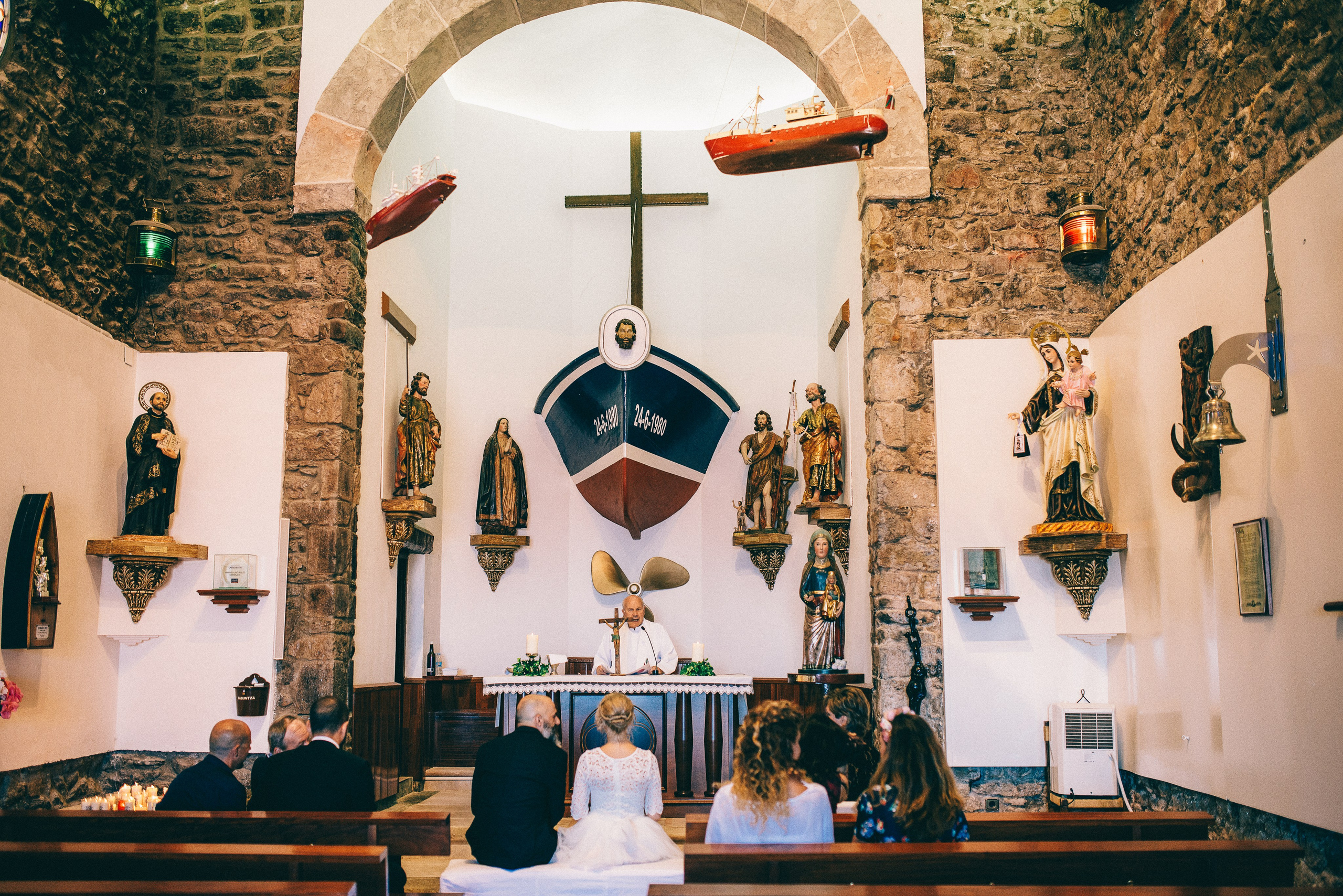 Una boda de ensueño en San Juan de Gaztelugatxe. Fotógrafo profesional Bilbao