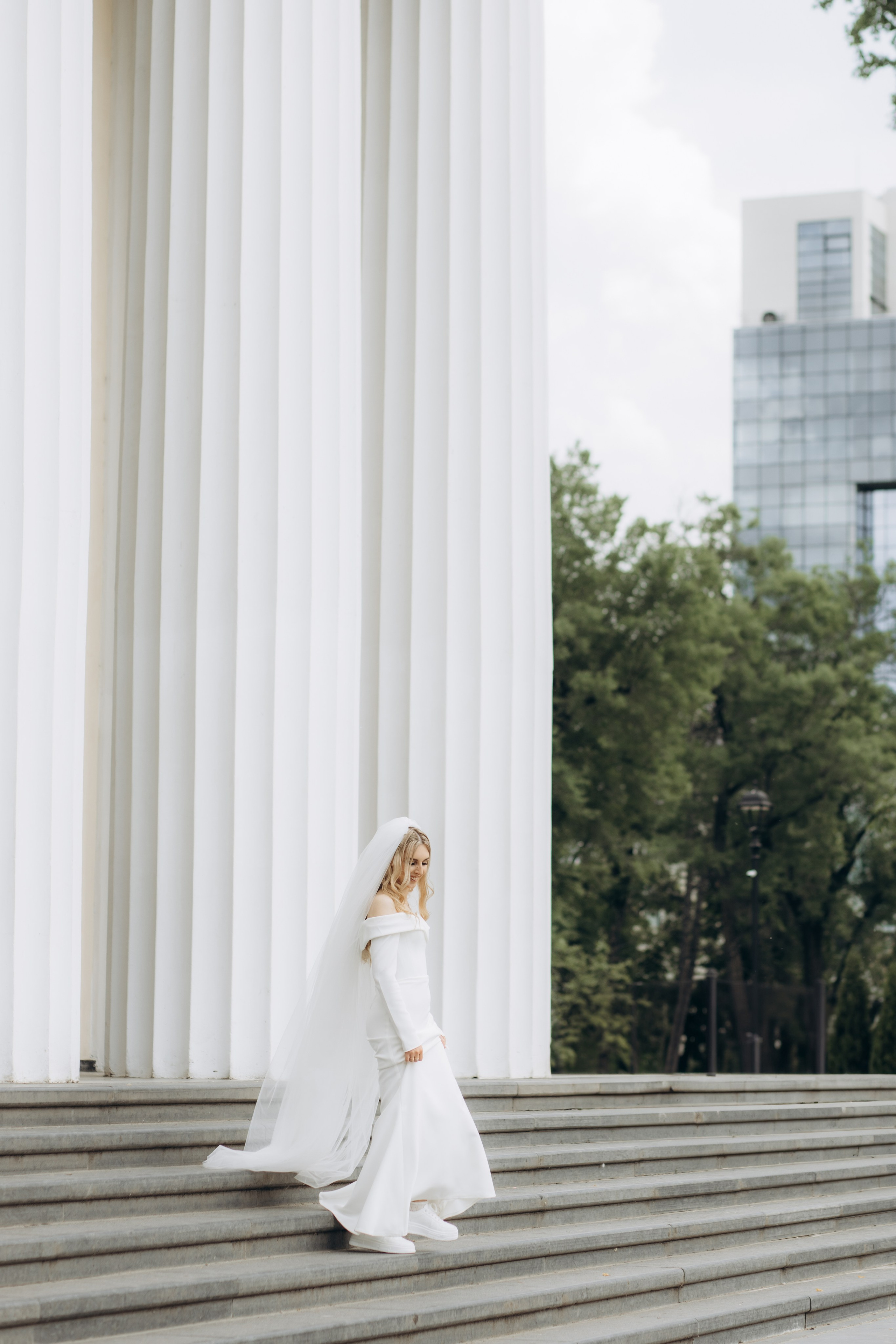 Nikolly & Constantin. Home