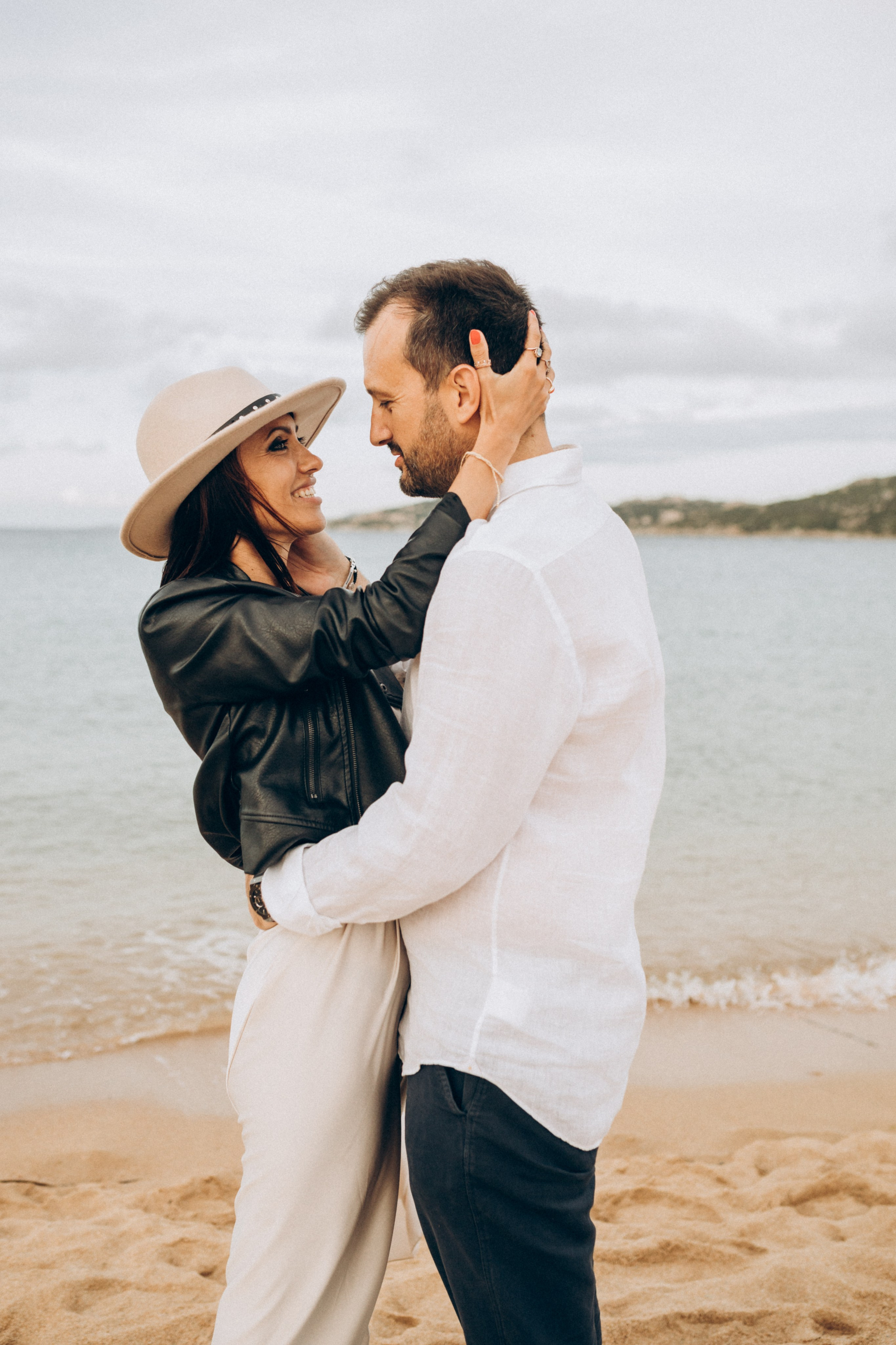 Elena & Roberto. Home