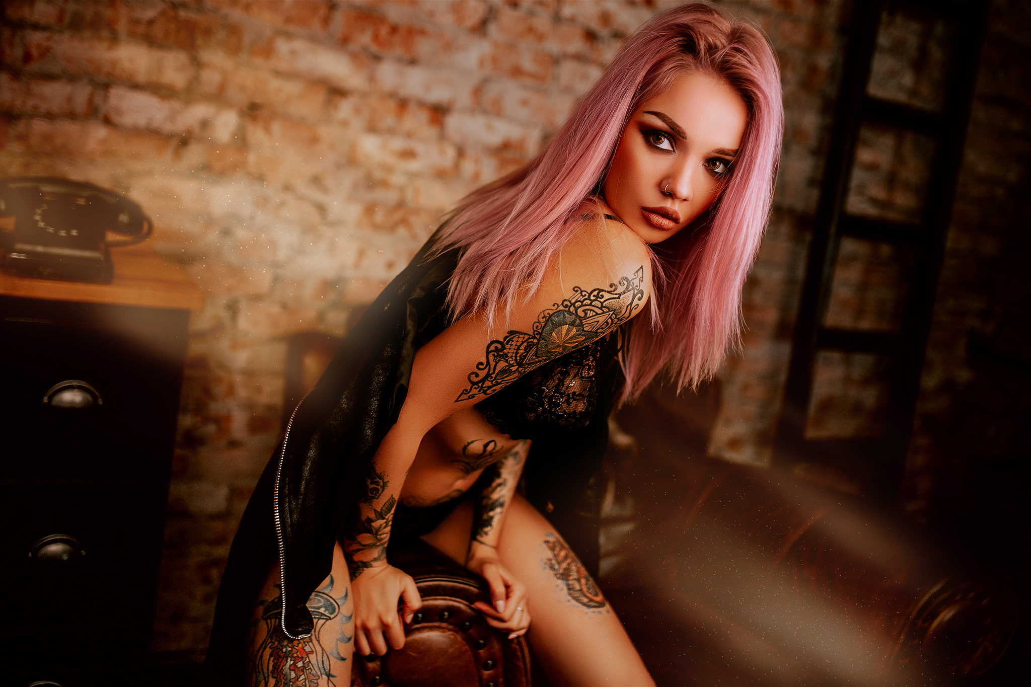 🏡. Mark Smilyanic | Portretni boudoir fotograf iz Beograda