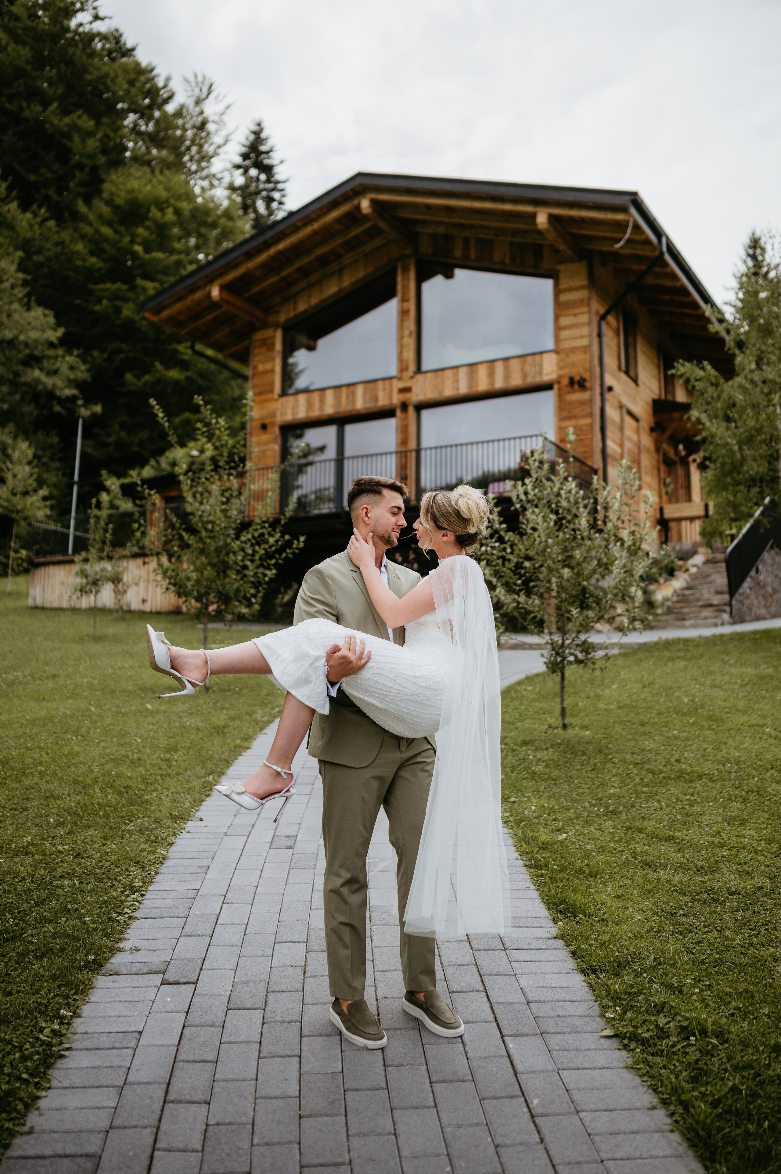 Flavio si Sarona. Valentin Melen - fotograf de nunta 🤍